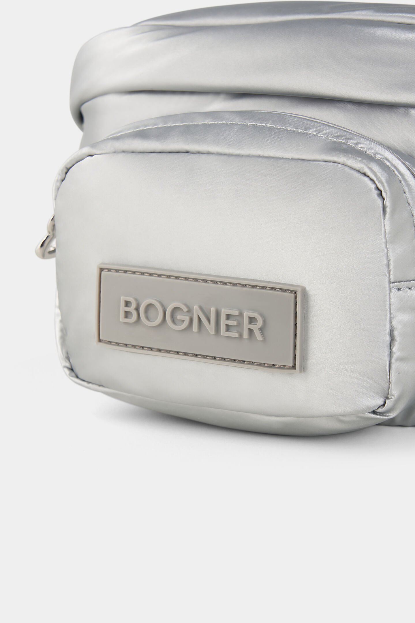 Annecy Neve Runa Belt bag Silver