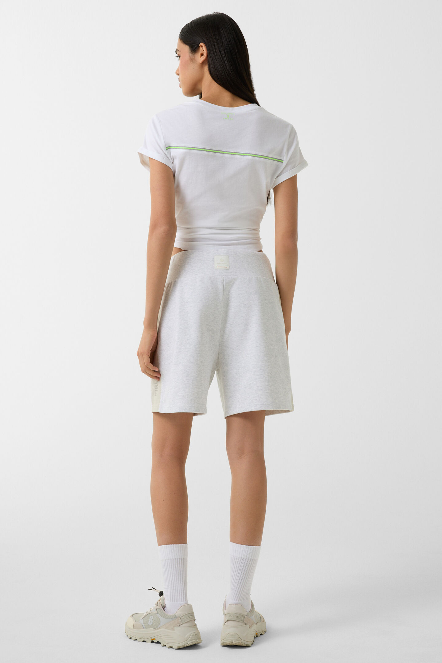 Lahela sweatshorts Light grey/sand