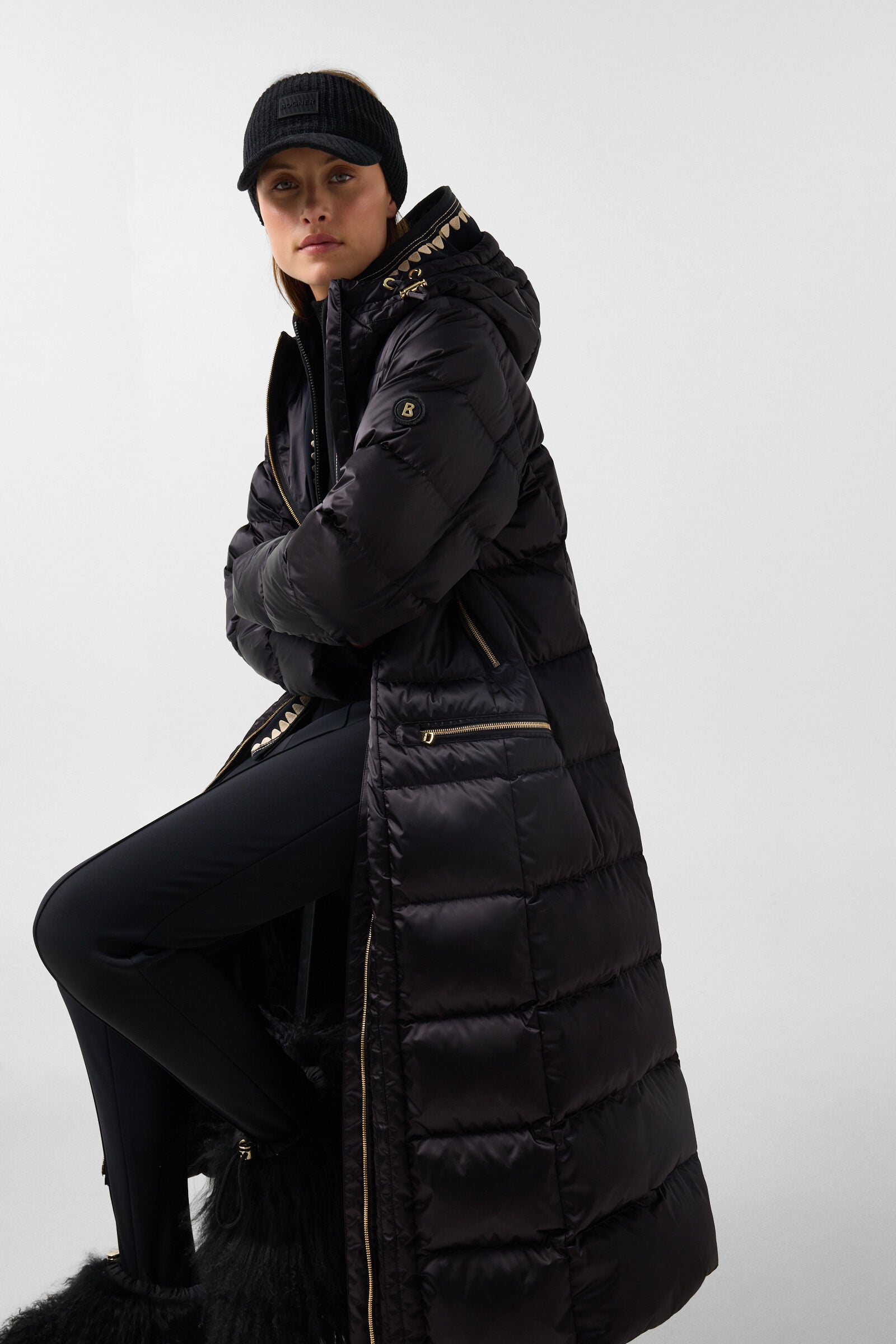 Suna down coat Black