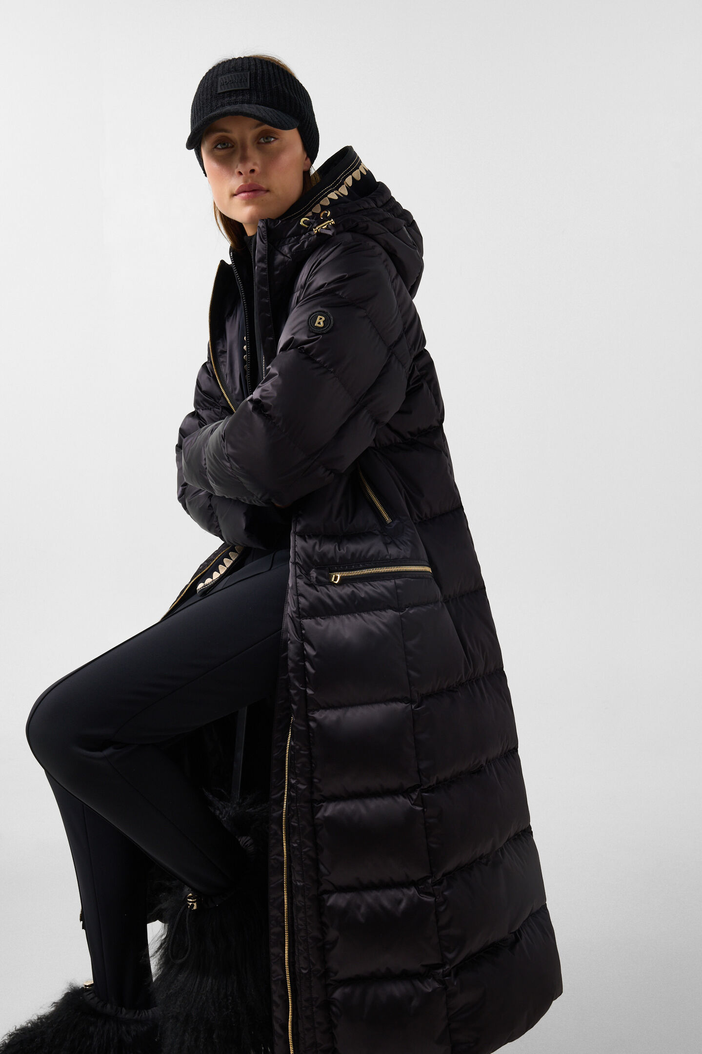 Suna down coat Black