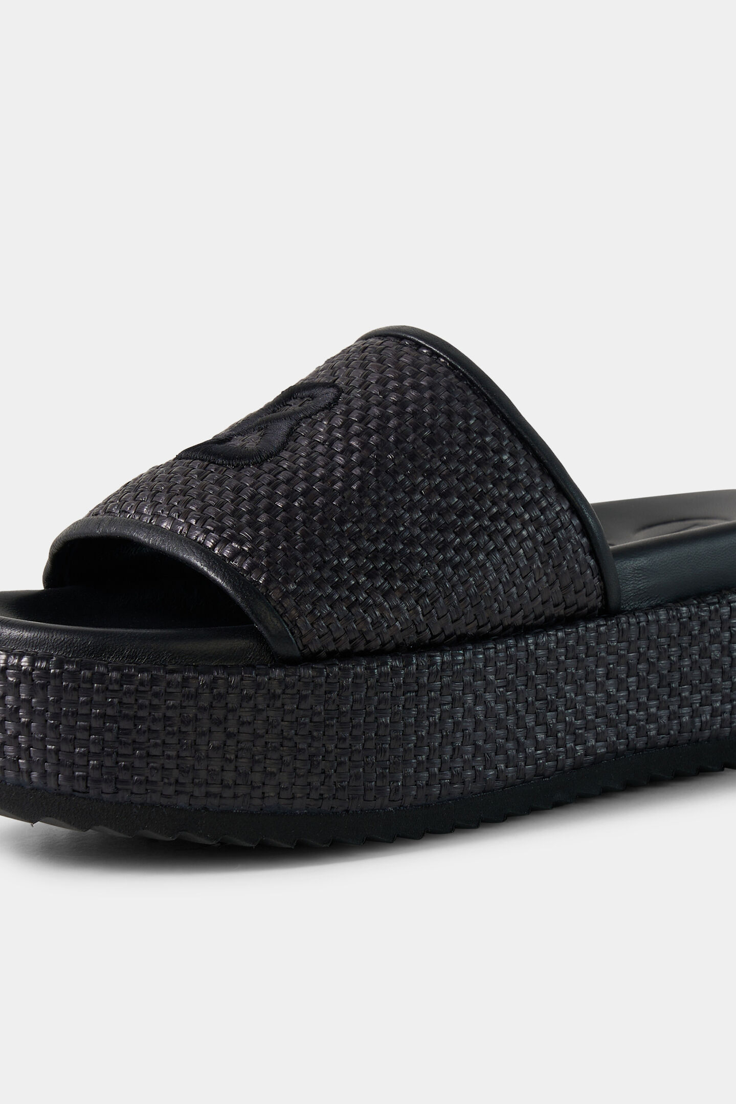 Sorrento platform sandals Black