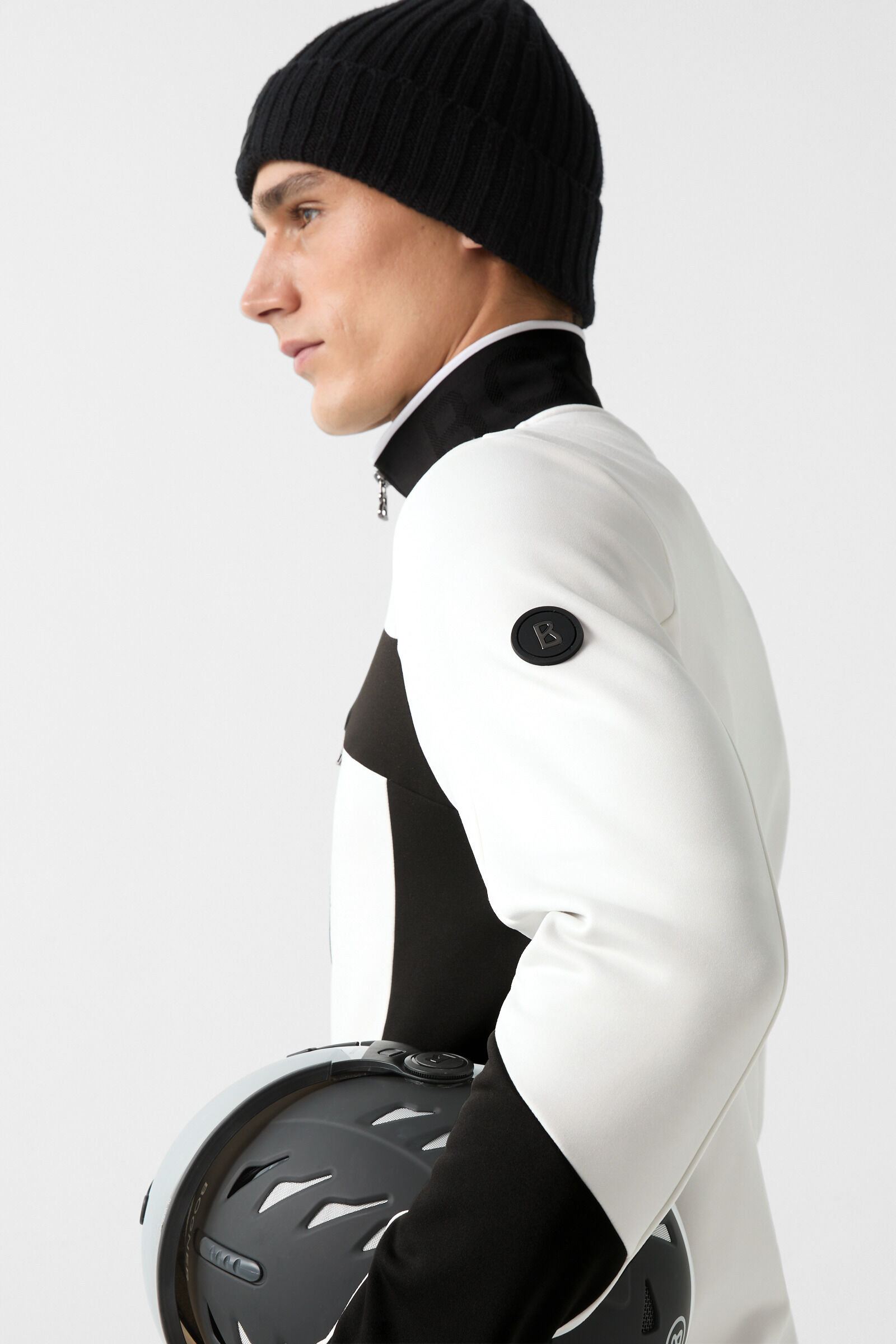 Midlayer Xilas Off-white/black