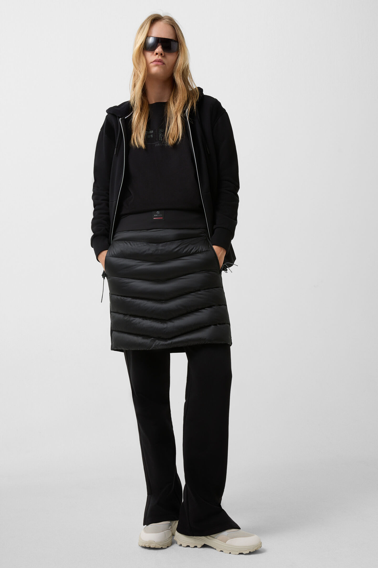 Marei down skirt Black