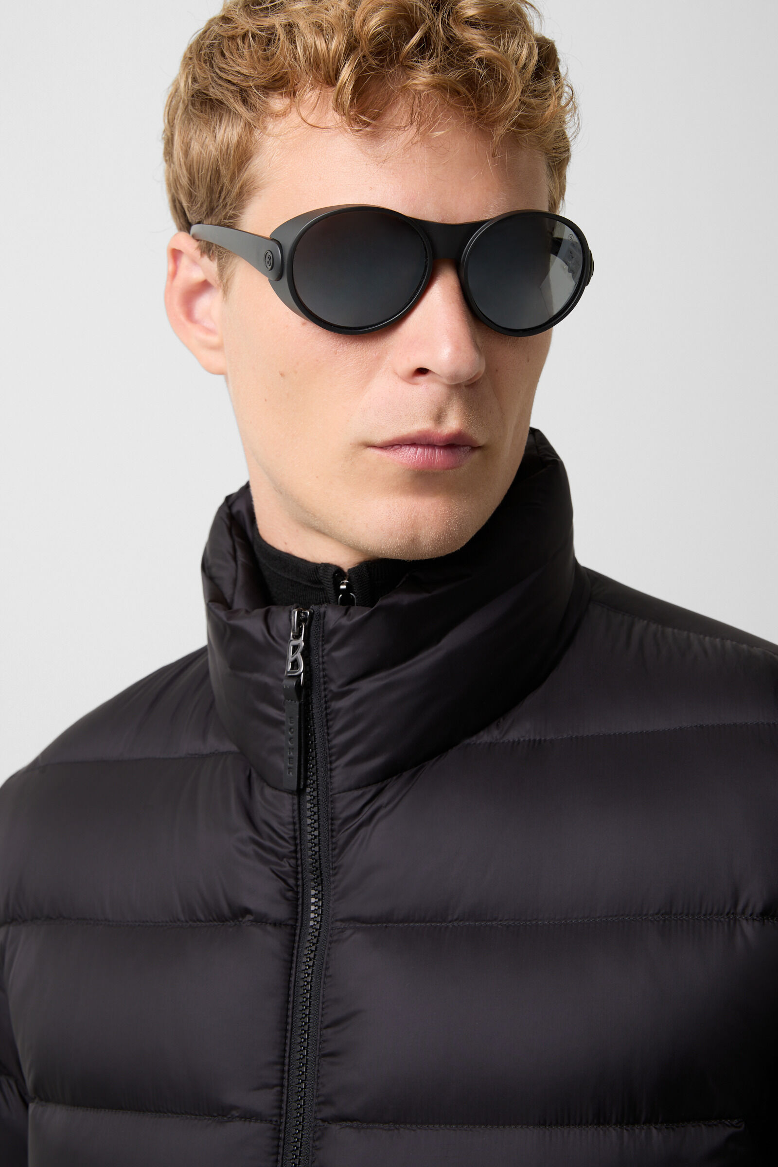 Hugh down jacket Black