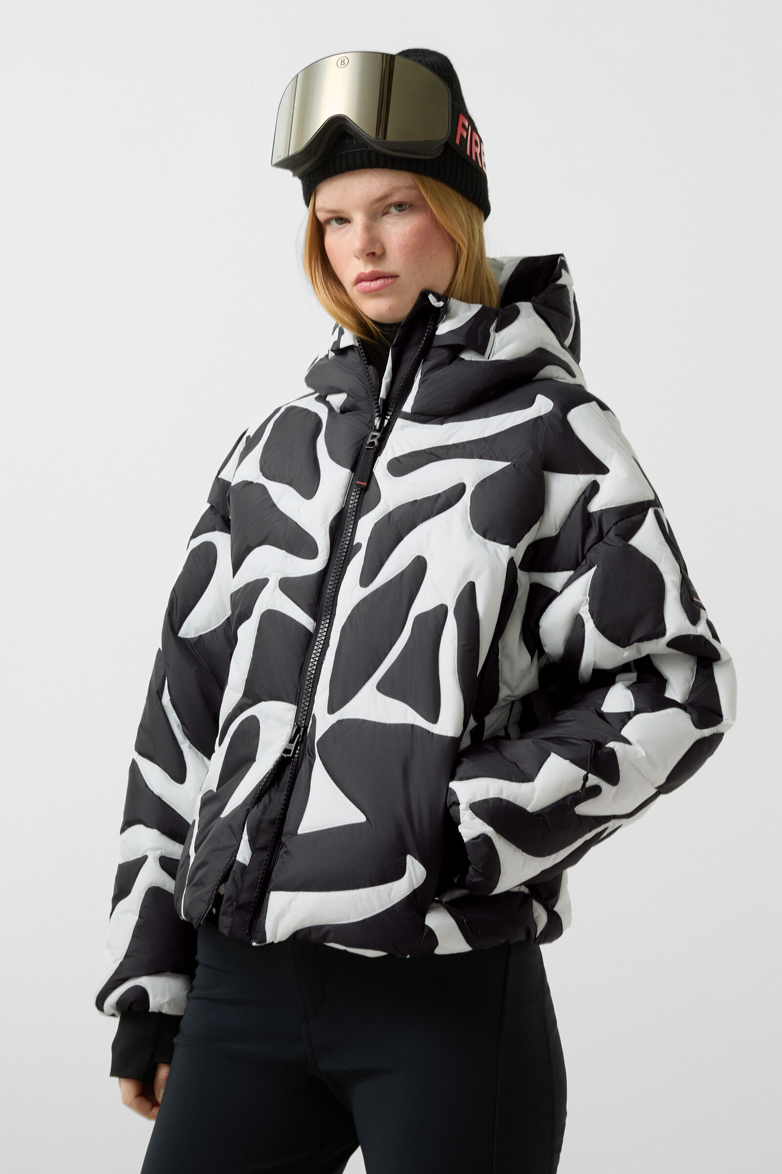 Valeria ski jacket Black/white
