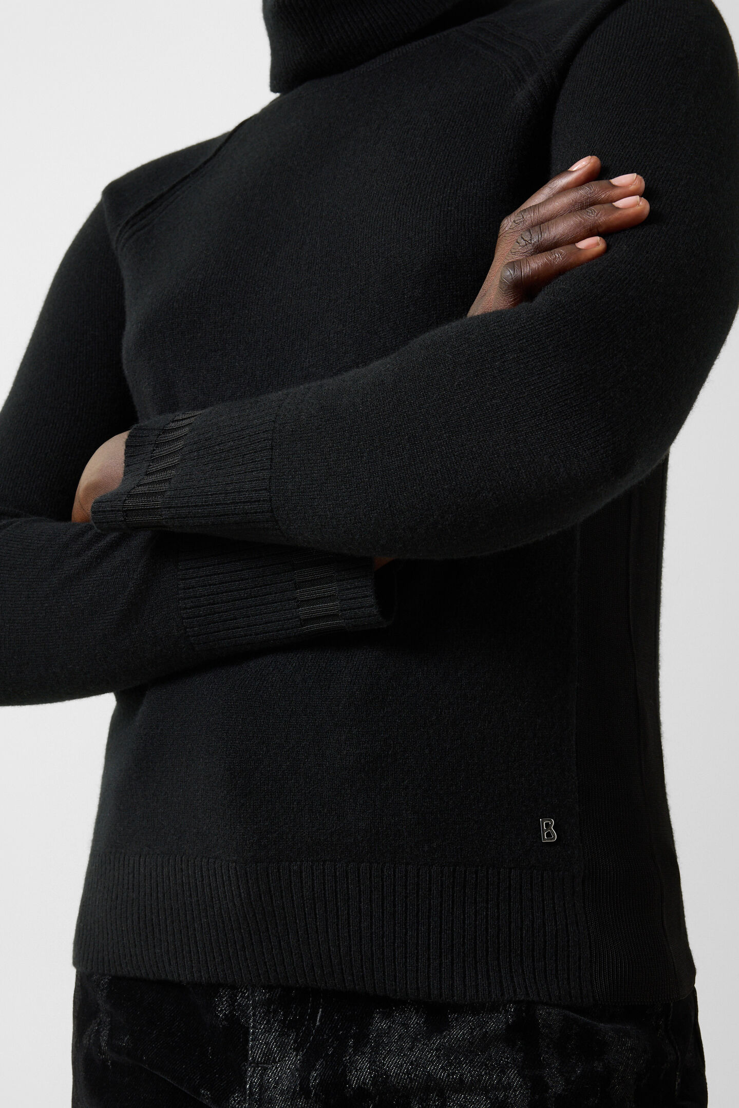 Vaiana pure new wool and cashmere jumper Black