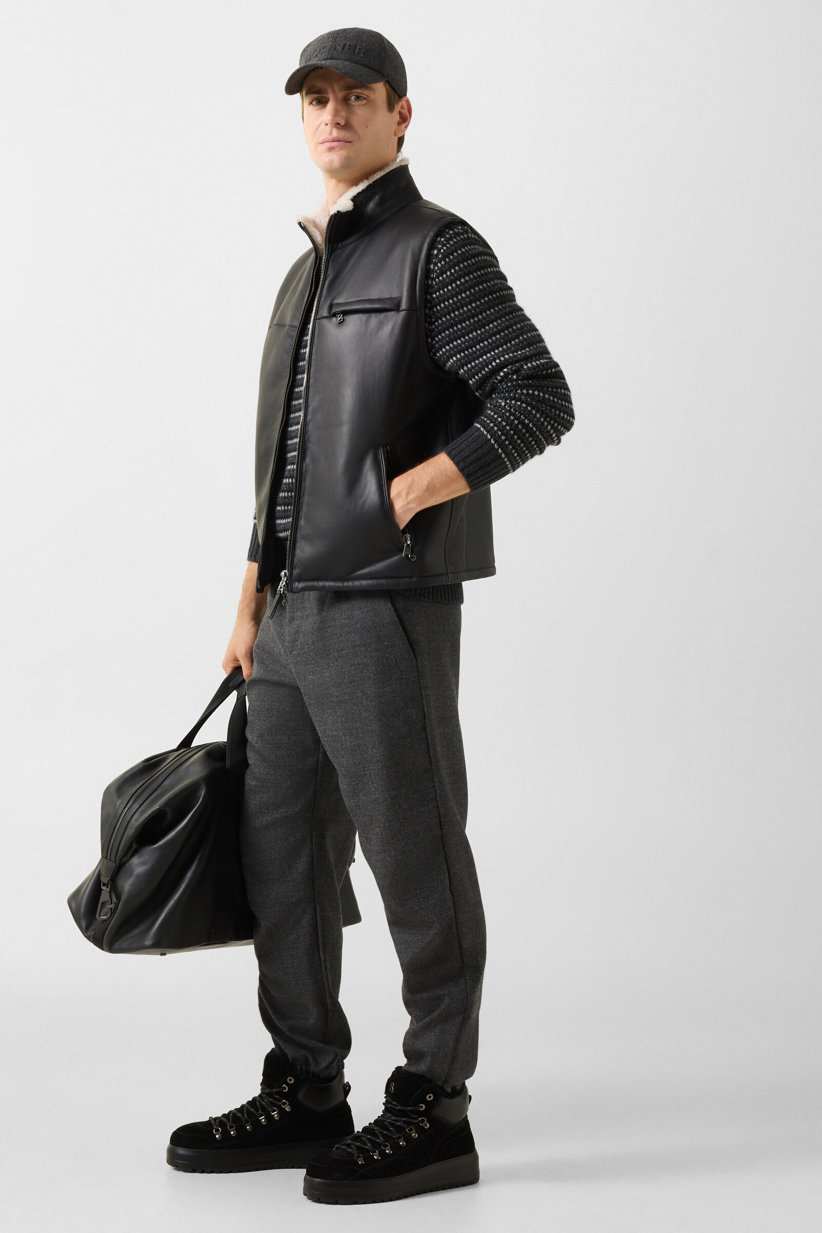 Rosso Lambskin Vest Black