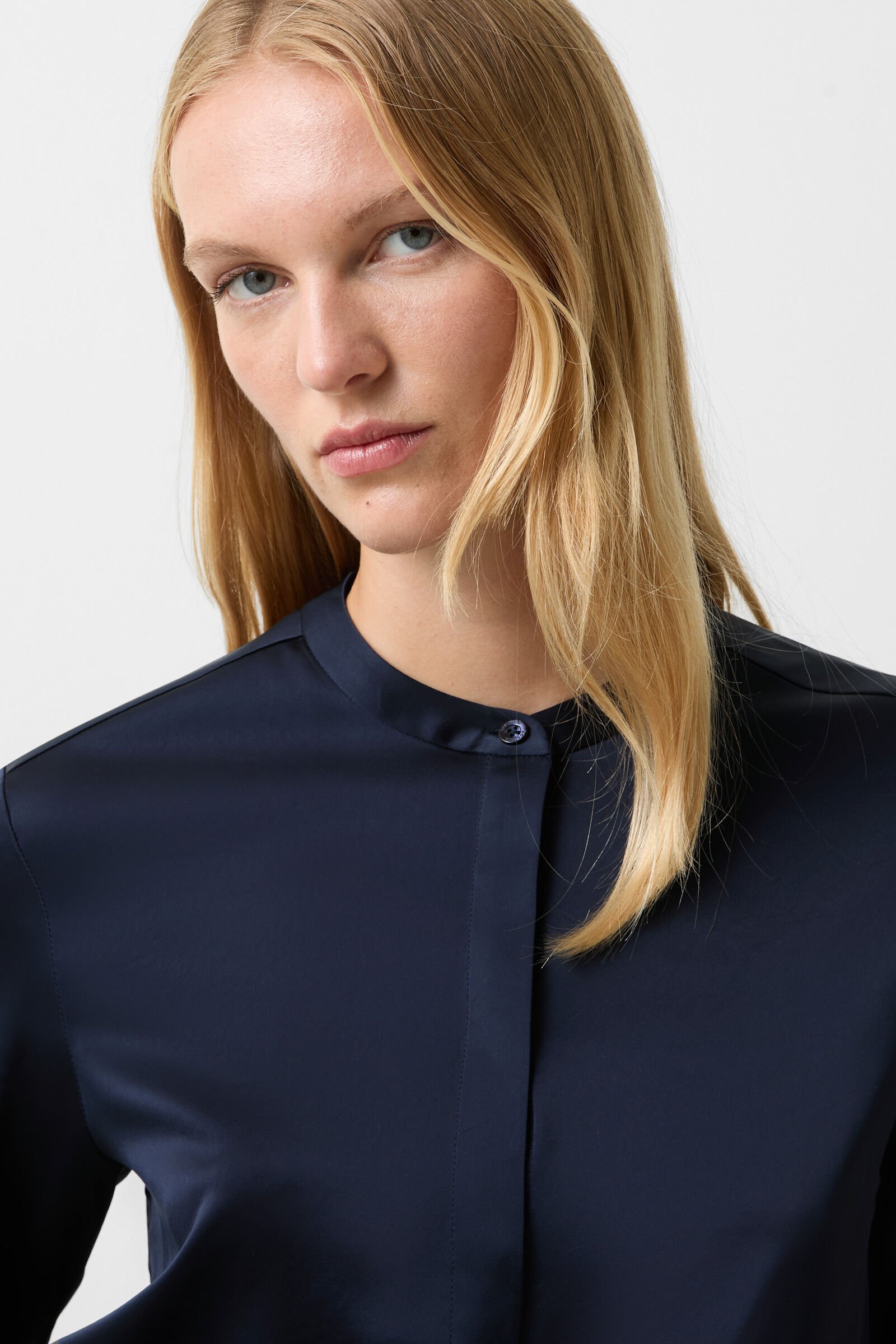 Gerrit satin blouse Navy blue