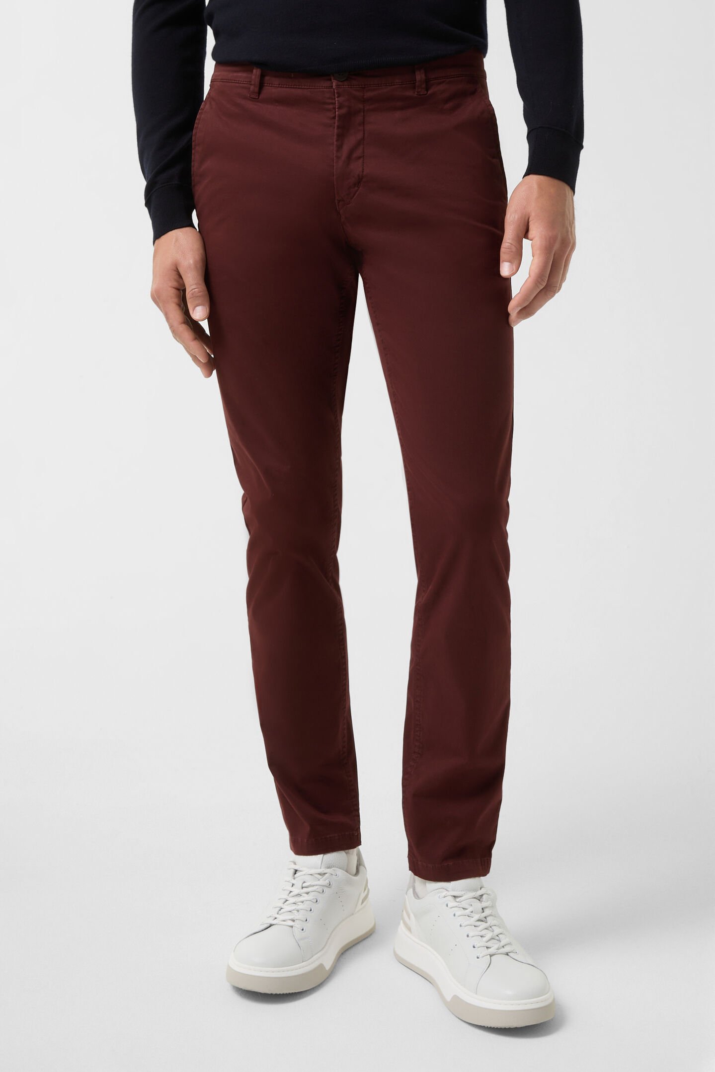 Chino Nik Weinrot