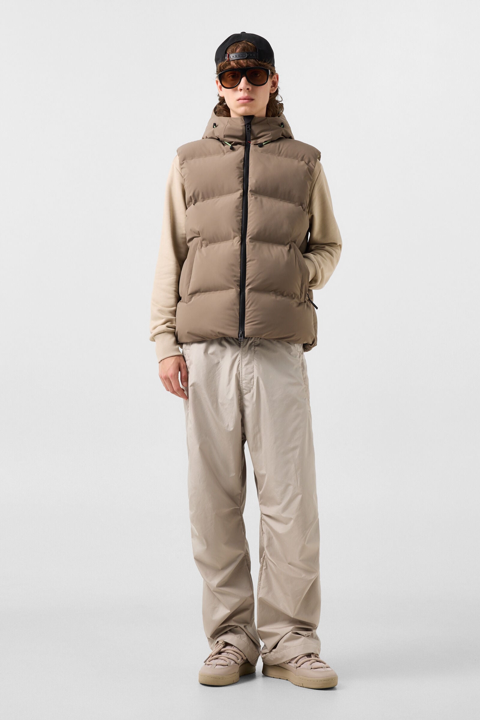 Gill quilted waistcoat Taupe