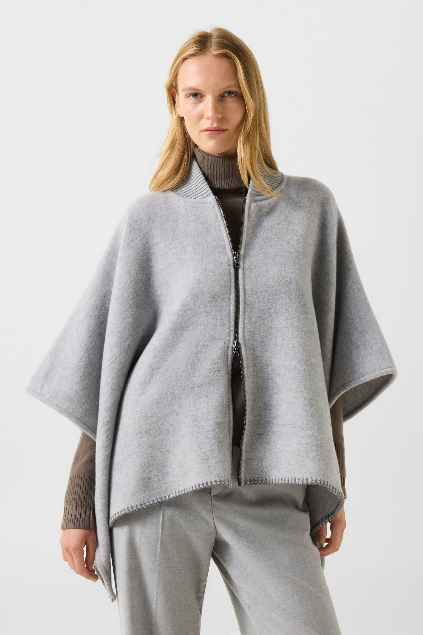 Nellie wool mix poncho Light grey