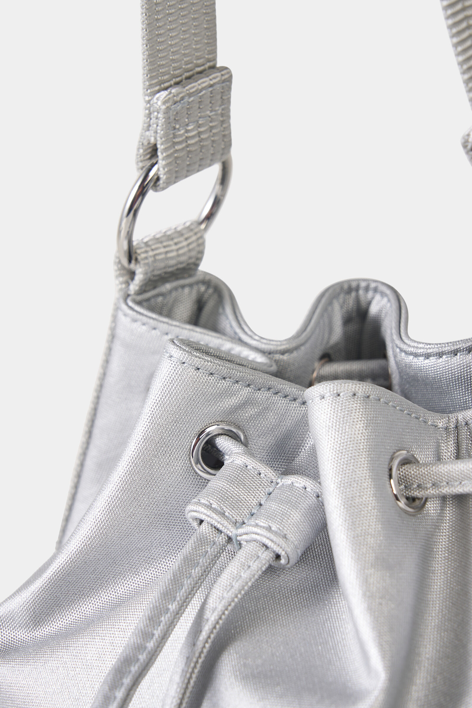 Verbier by Night Ines Bucket Bag Silver