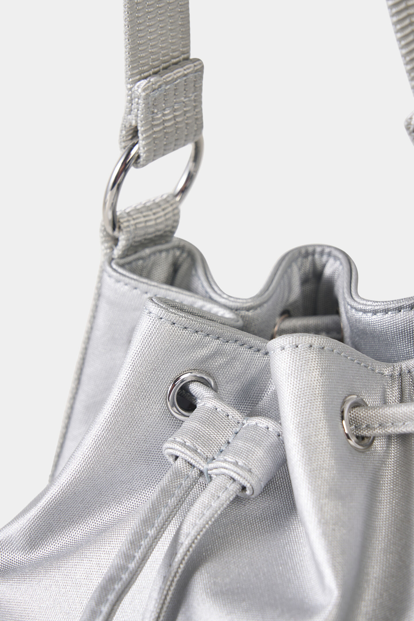 Verbier by Night Ines Bucket Bag Silver