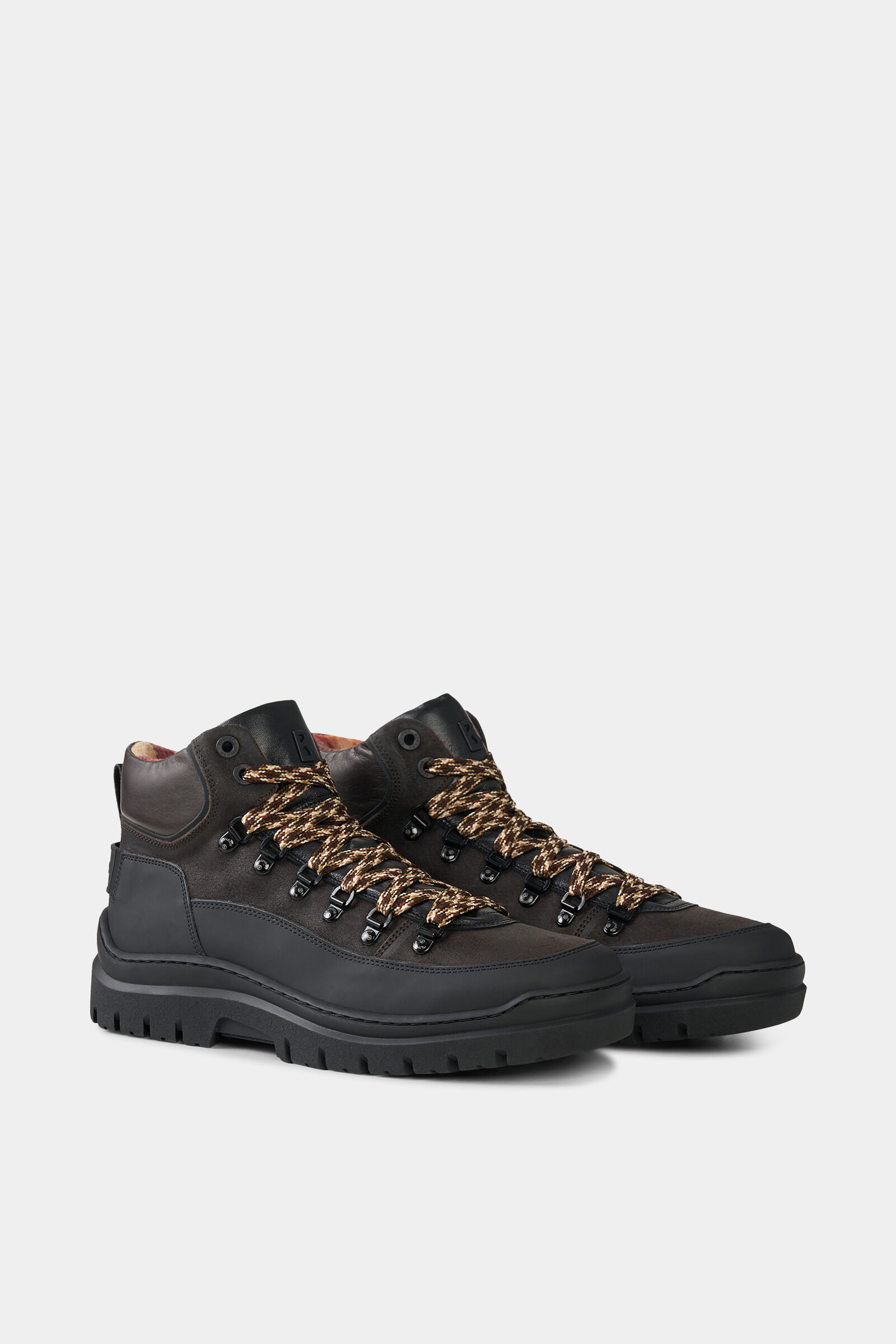 Mid Boots Bansko with spikes Chocolate