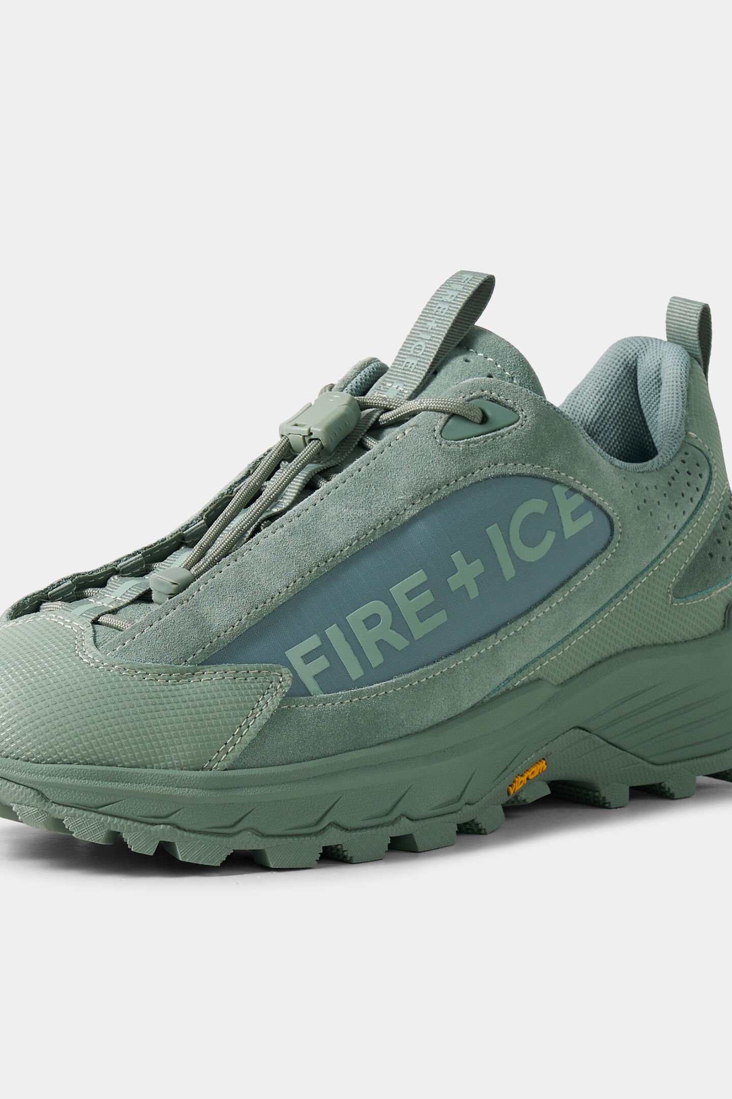 Montana trainers Mint