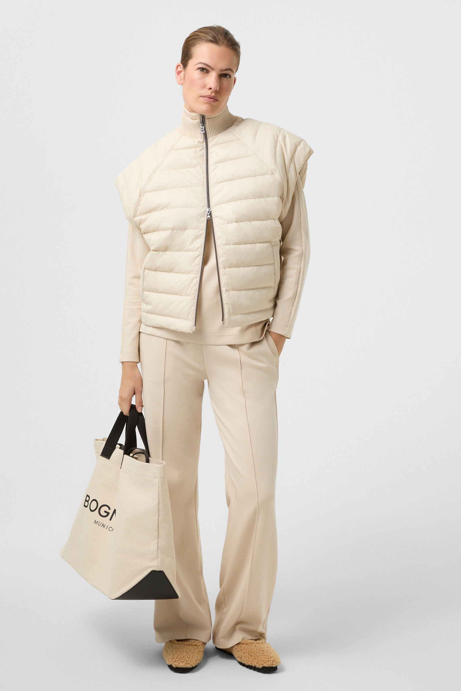 Nahla hybrid down waistcoat Sand