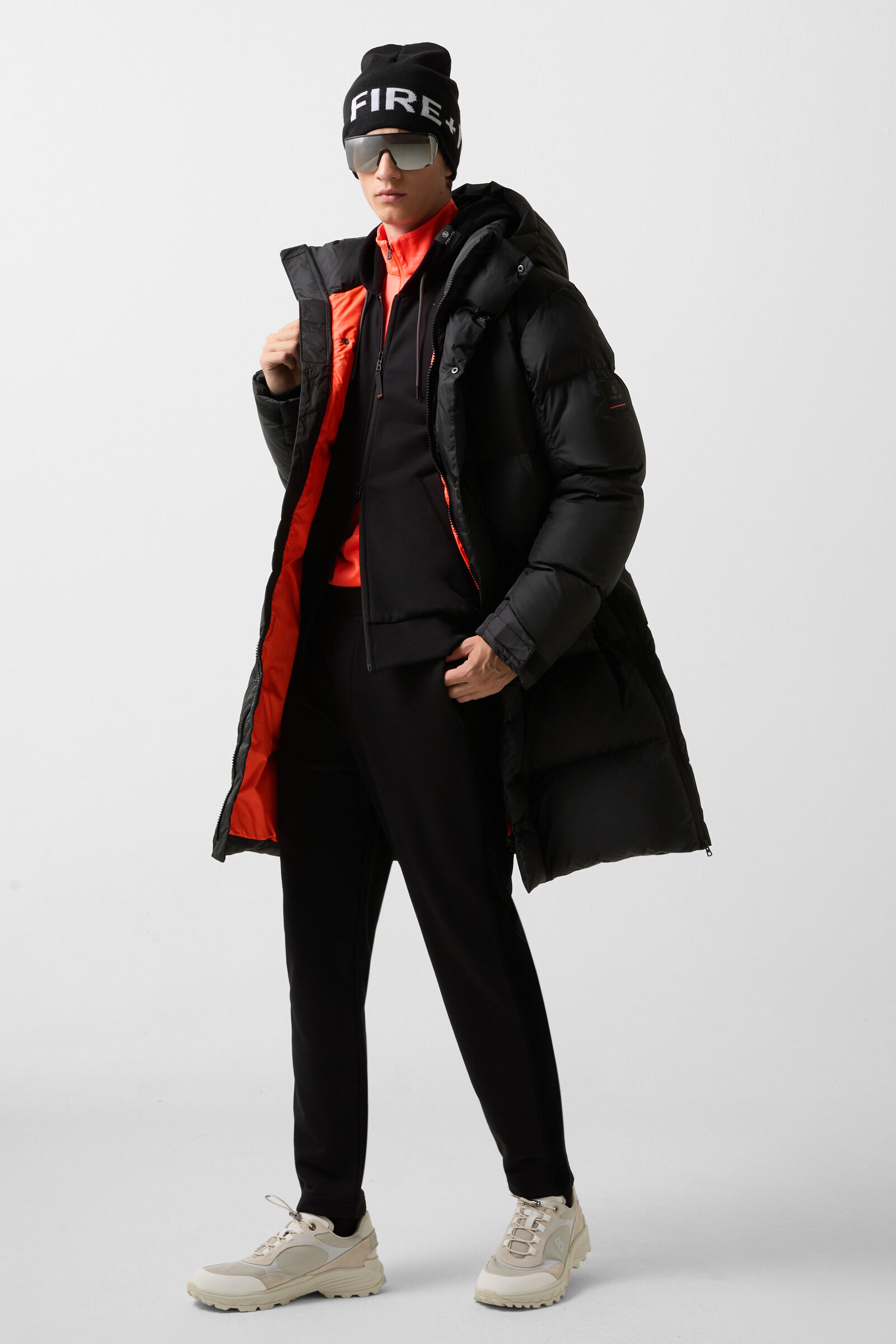 Walt down coat Black