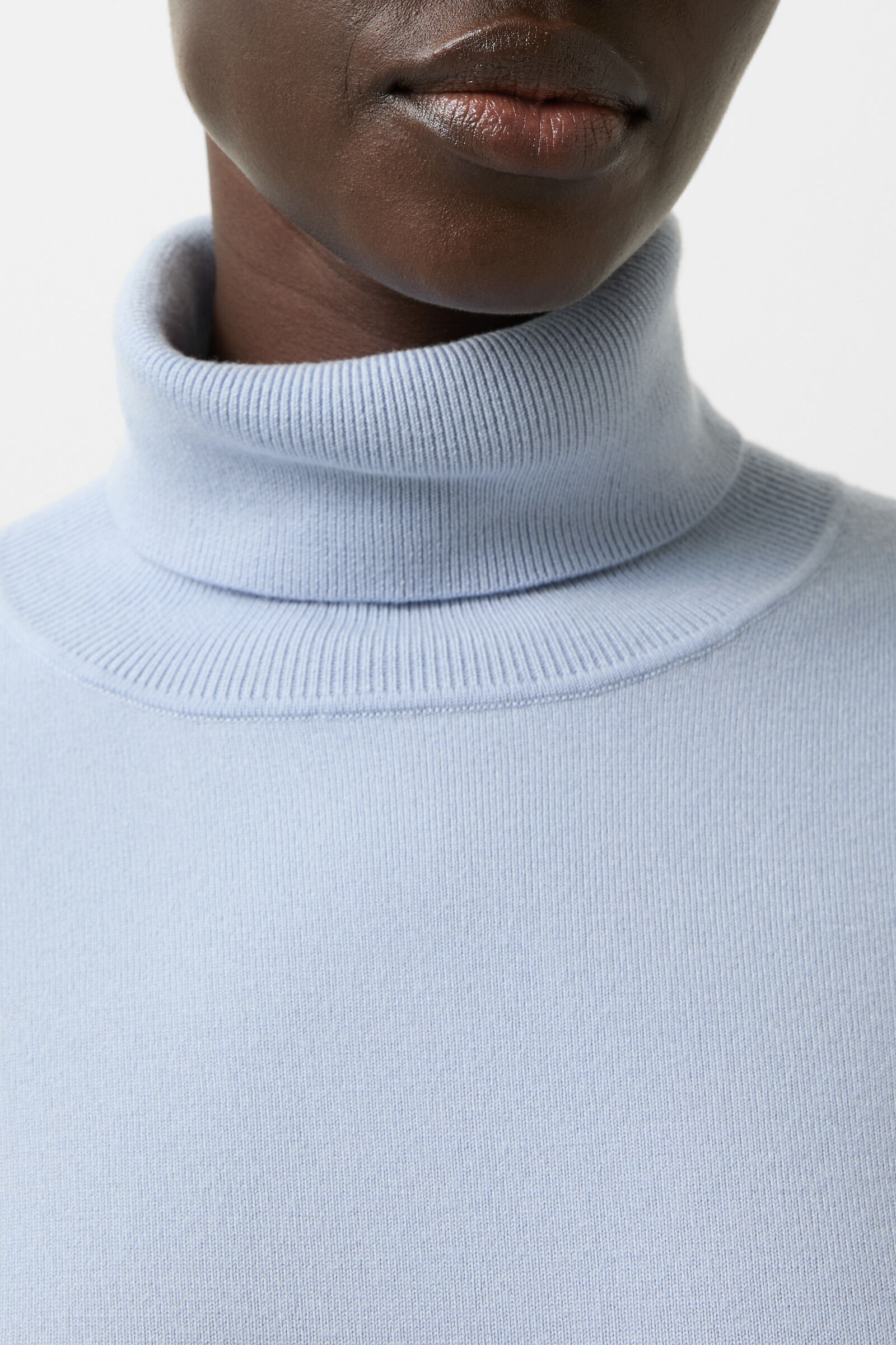 Vinny turtleneck jumper Light blue