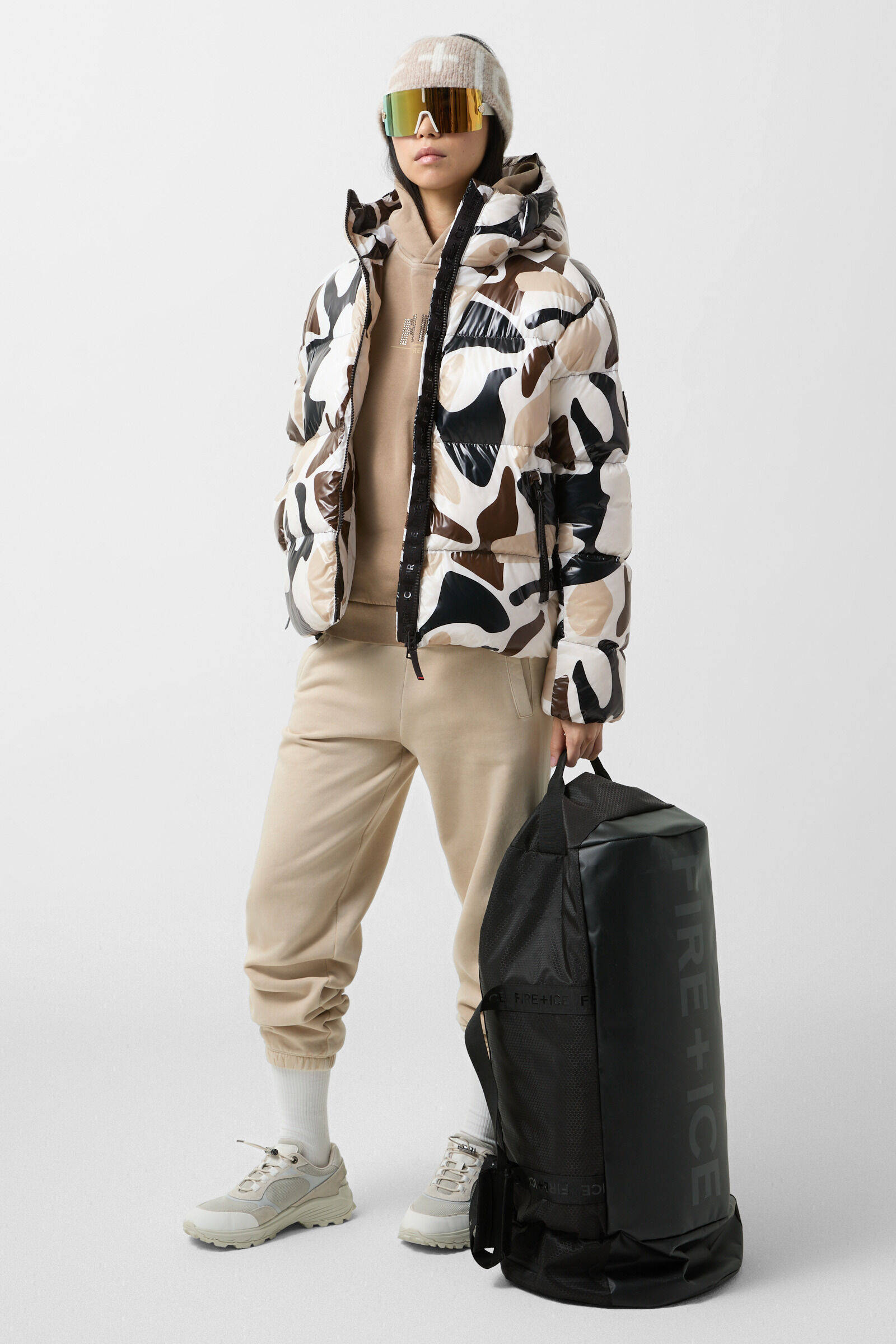 Vally down jacket Beige/black/brown