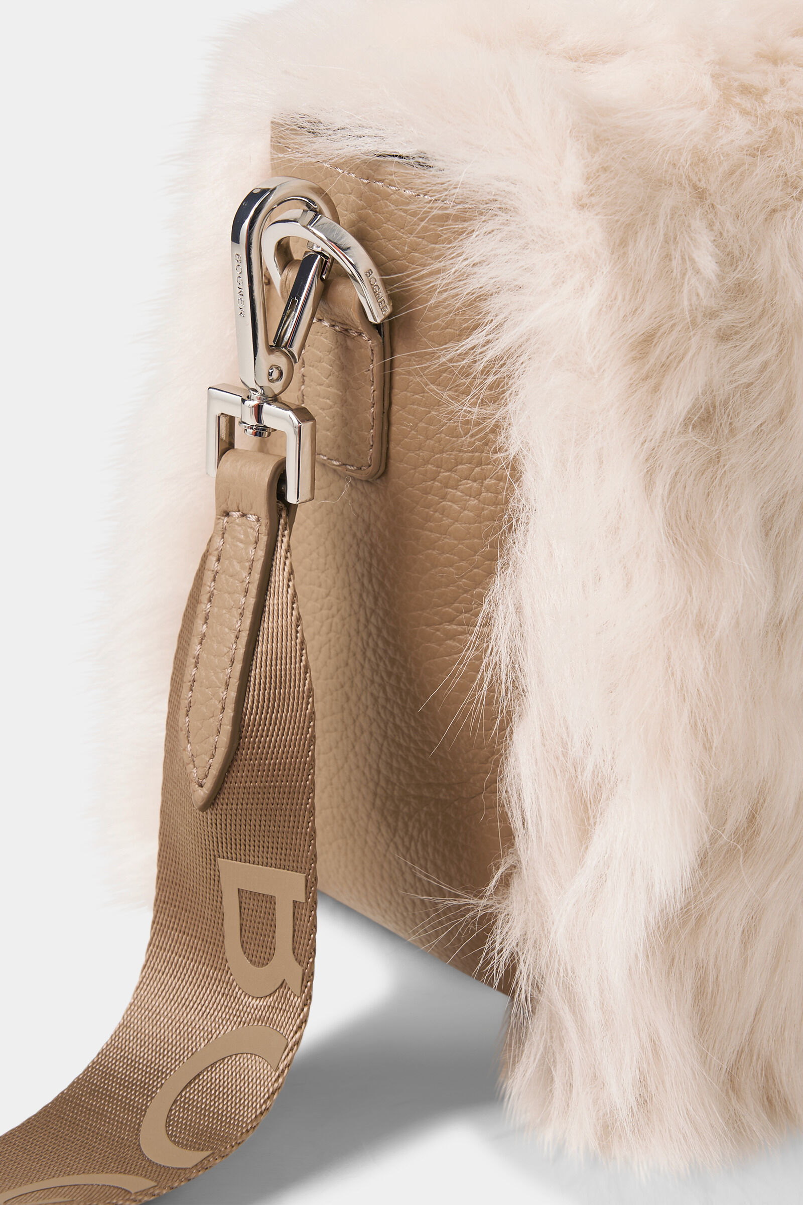 Sac &agrave; bandouli&egrave;re Choulex Snow Bar Blanc cass&eacute;