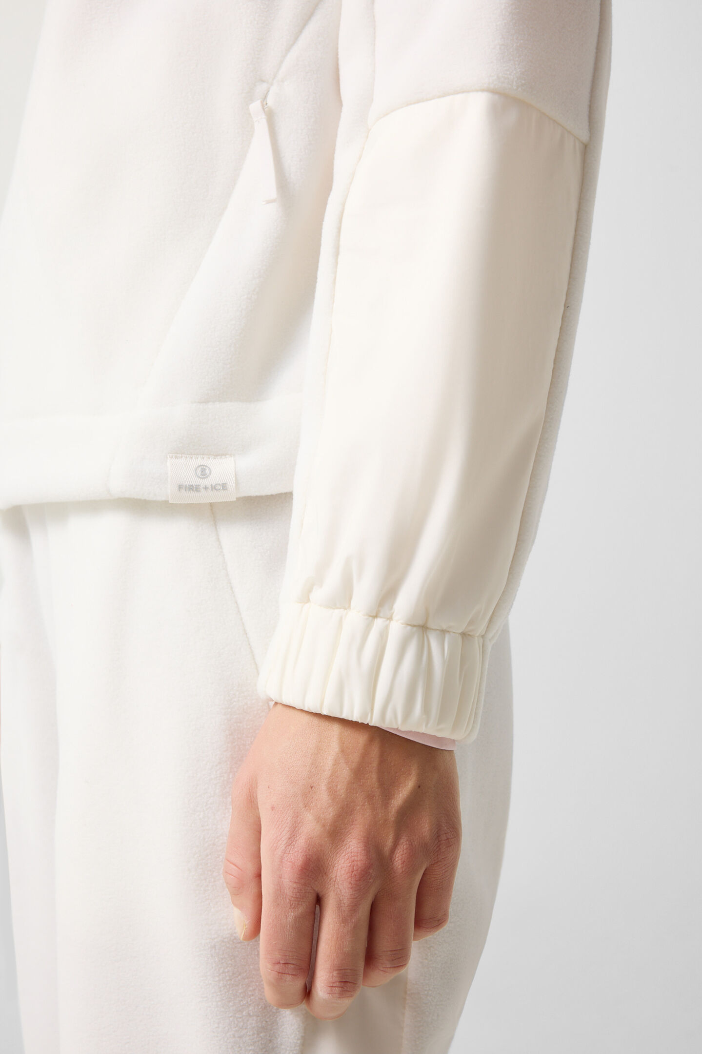 Lucy mid-layer fleece jacket Cream
