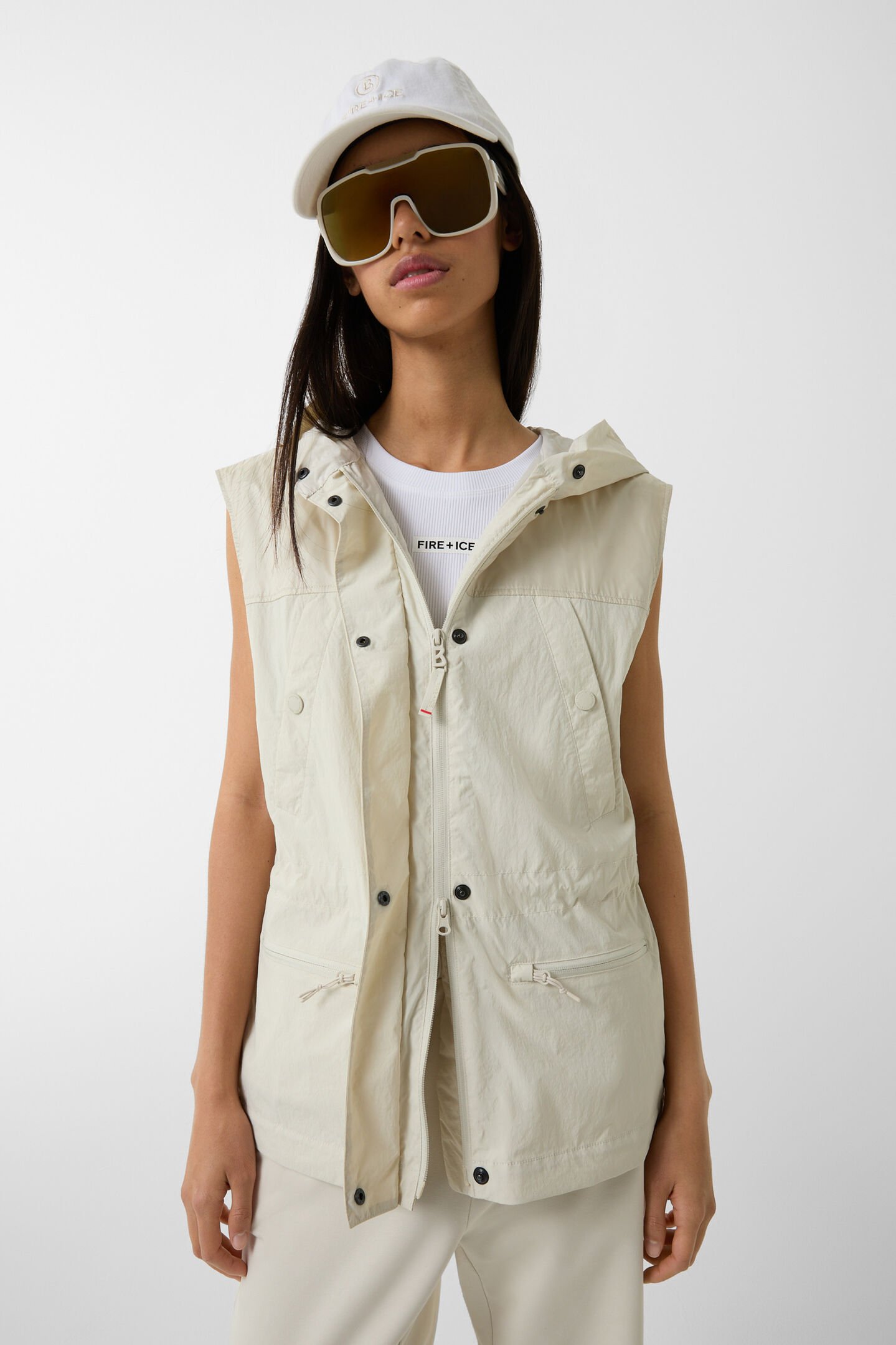 Nevie waistcoat Sand
