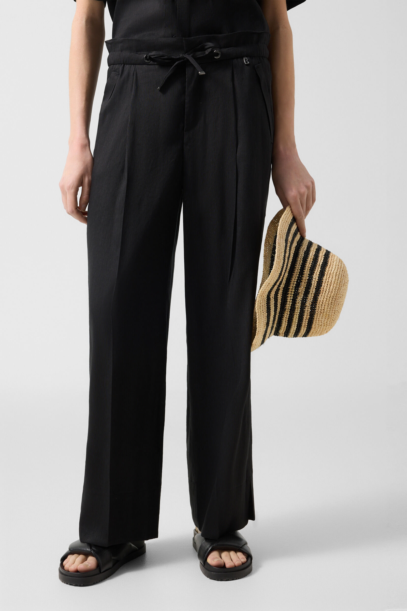 Pleated trousers Candy Black