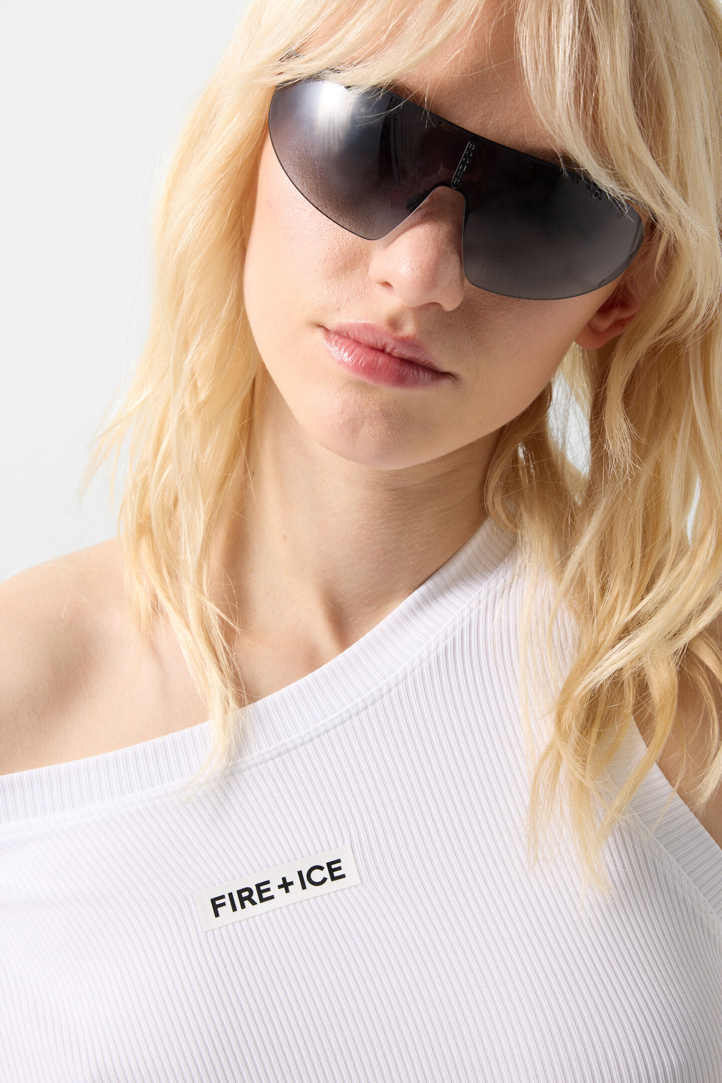 Top Manya Wei&szlig;