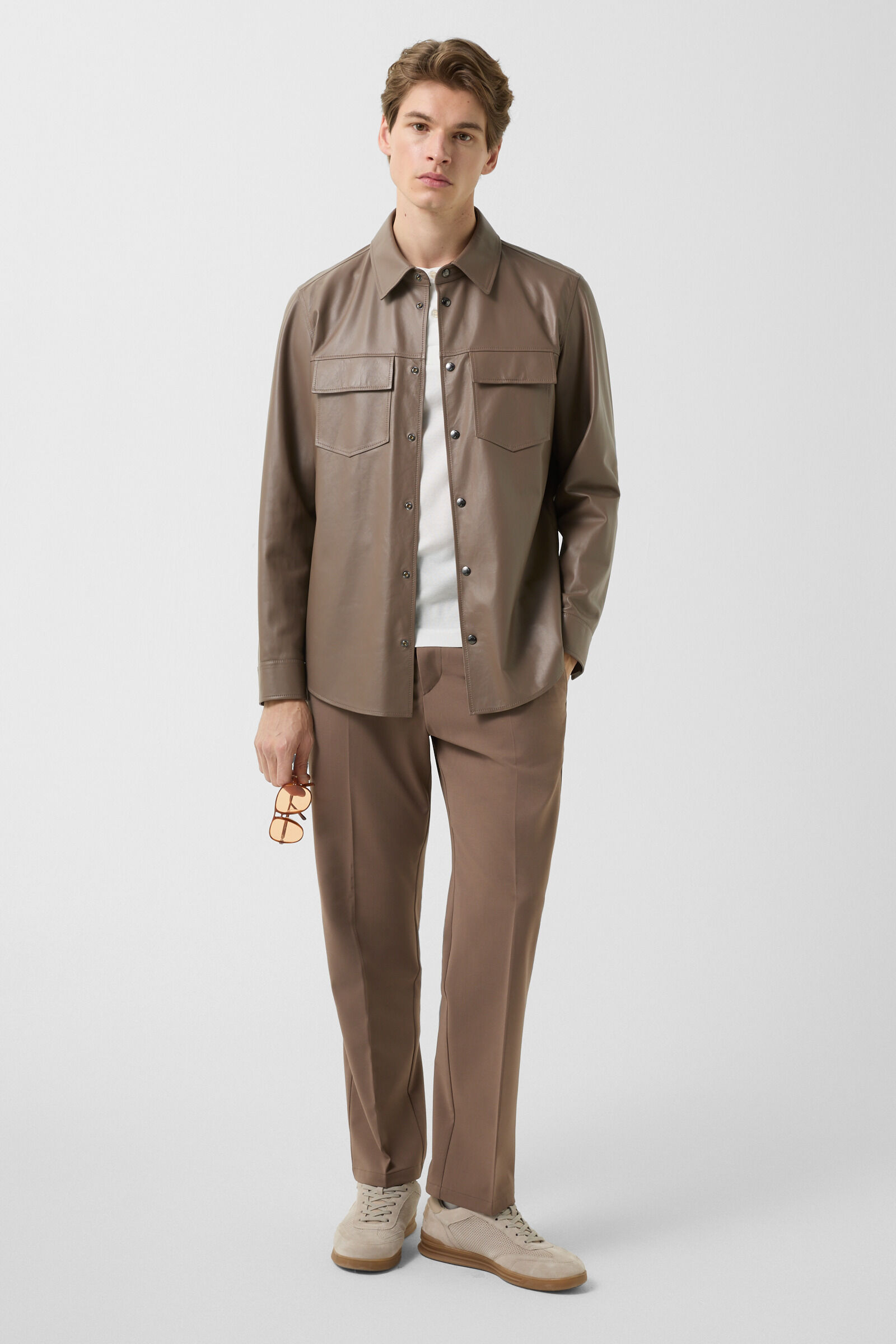 Surv&ecirc;tement en cuir Olli Mud