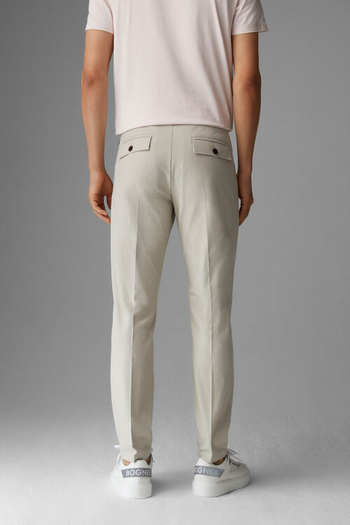 Chino Riley