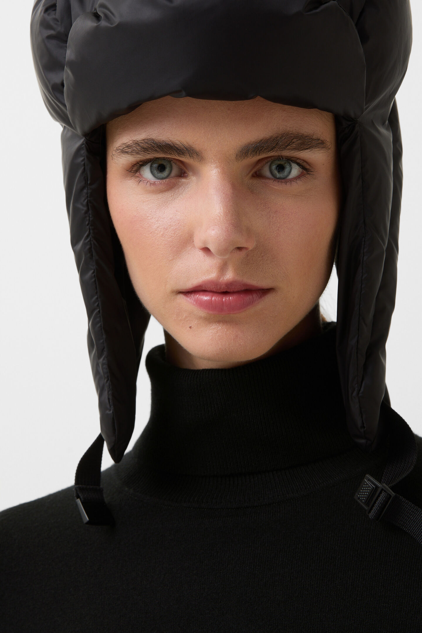 Vinny turtleneck jumper Black
