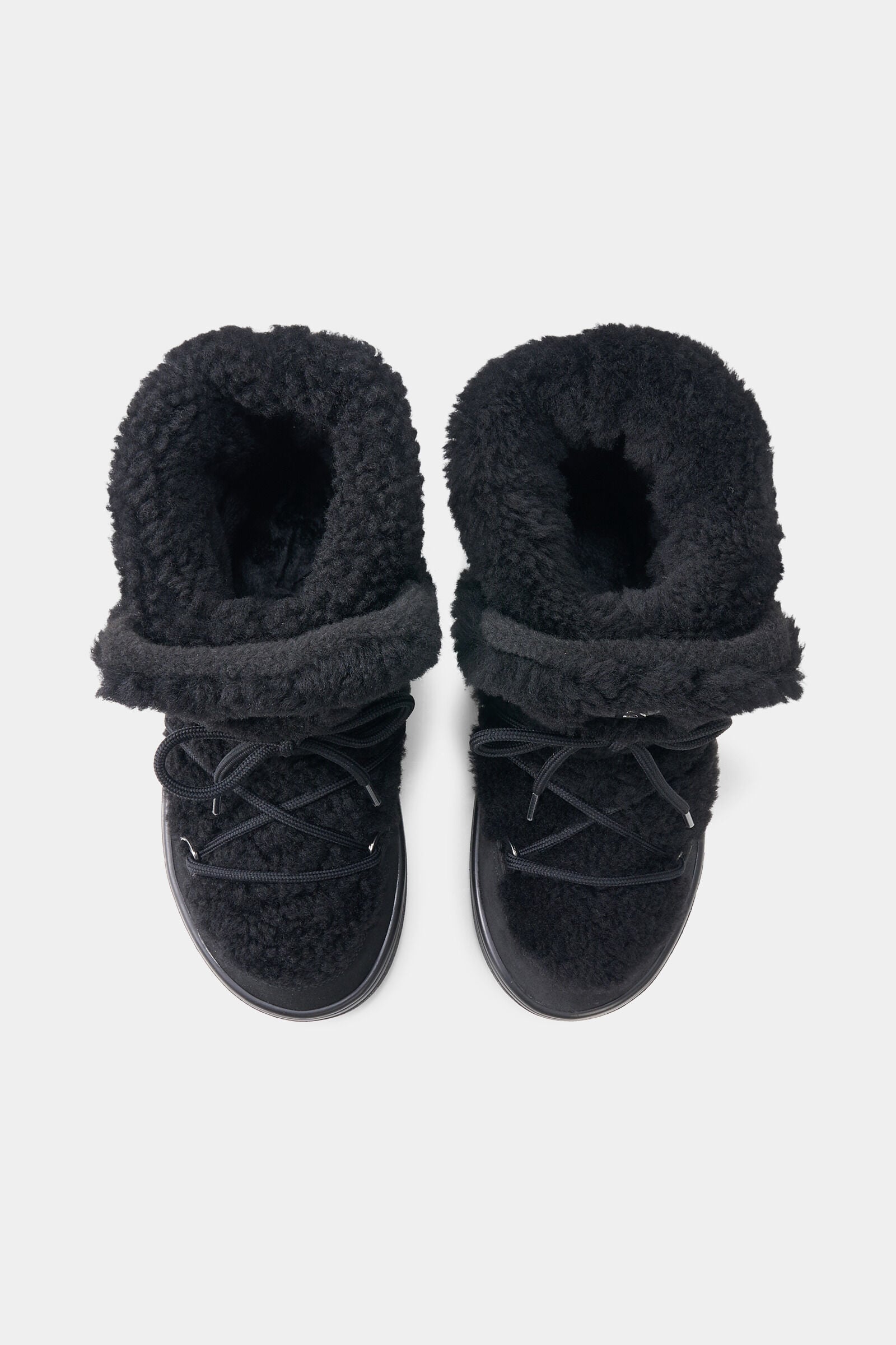 Snow Boots Chamonix mit Spikes Schwarz