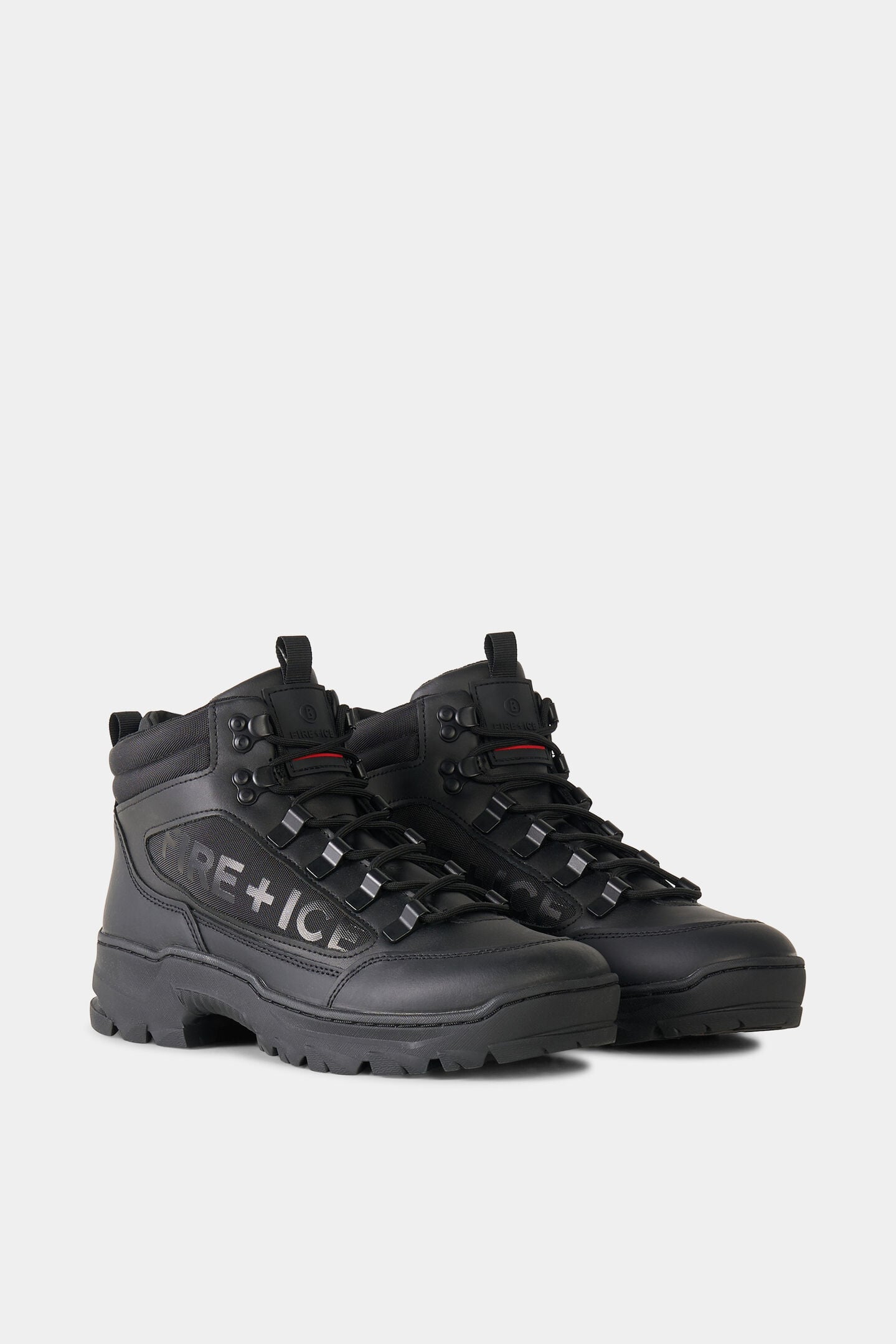 Arctic Mid Boots Black