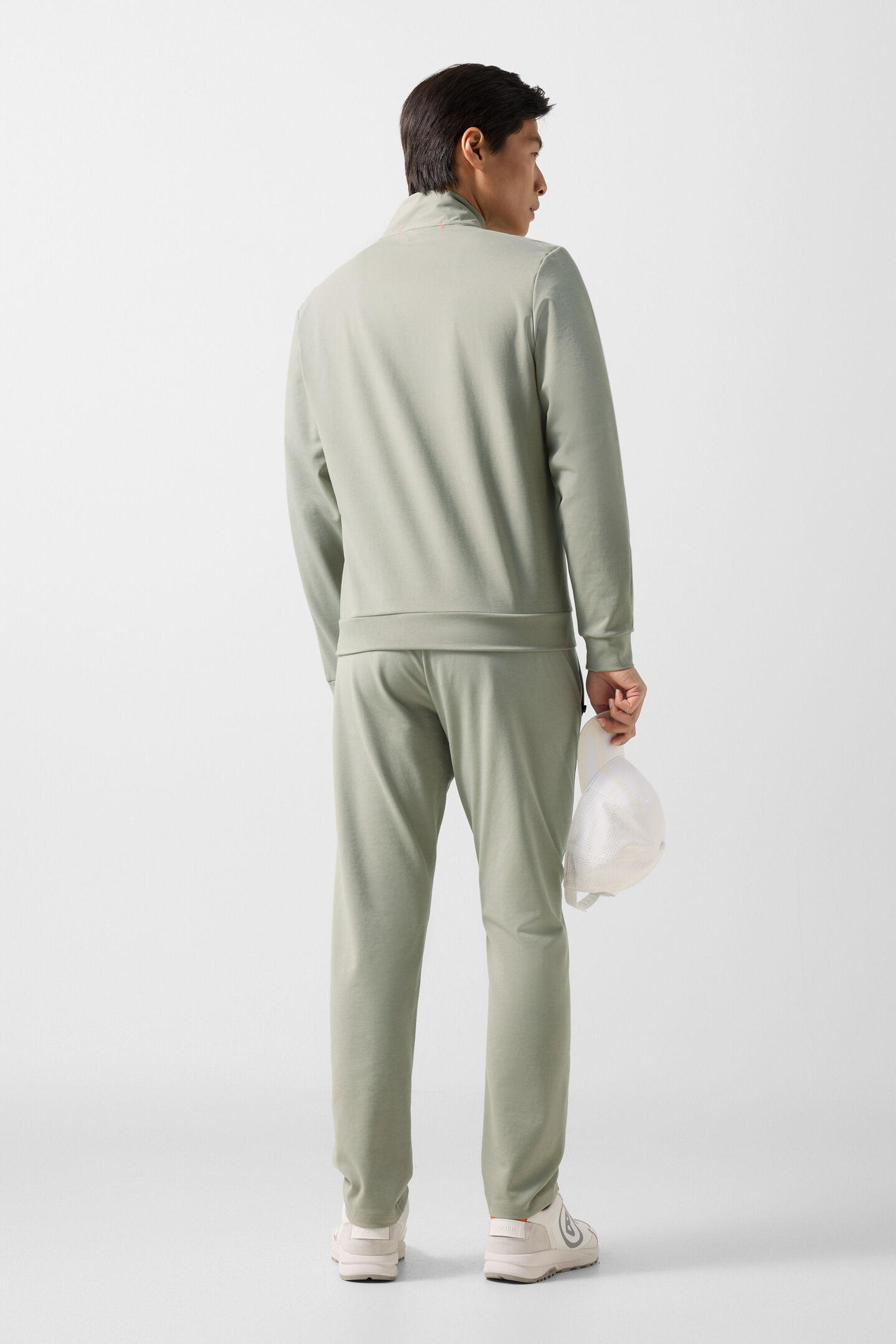 Connor sweat troyer Eucalyptus