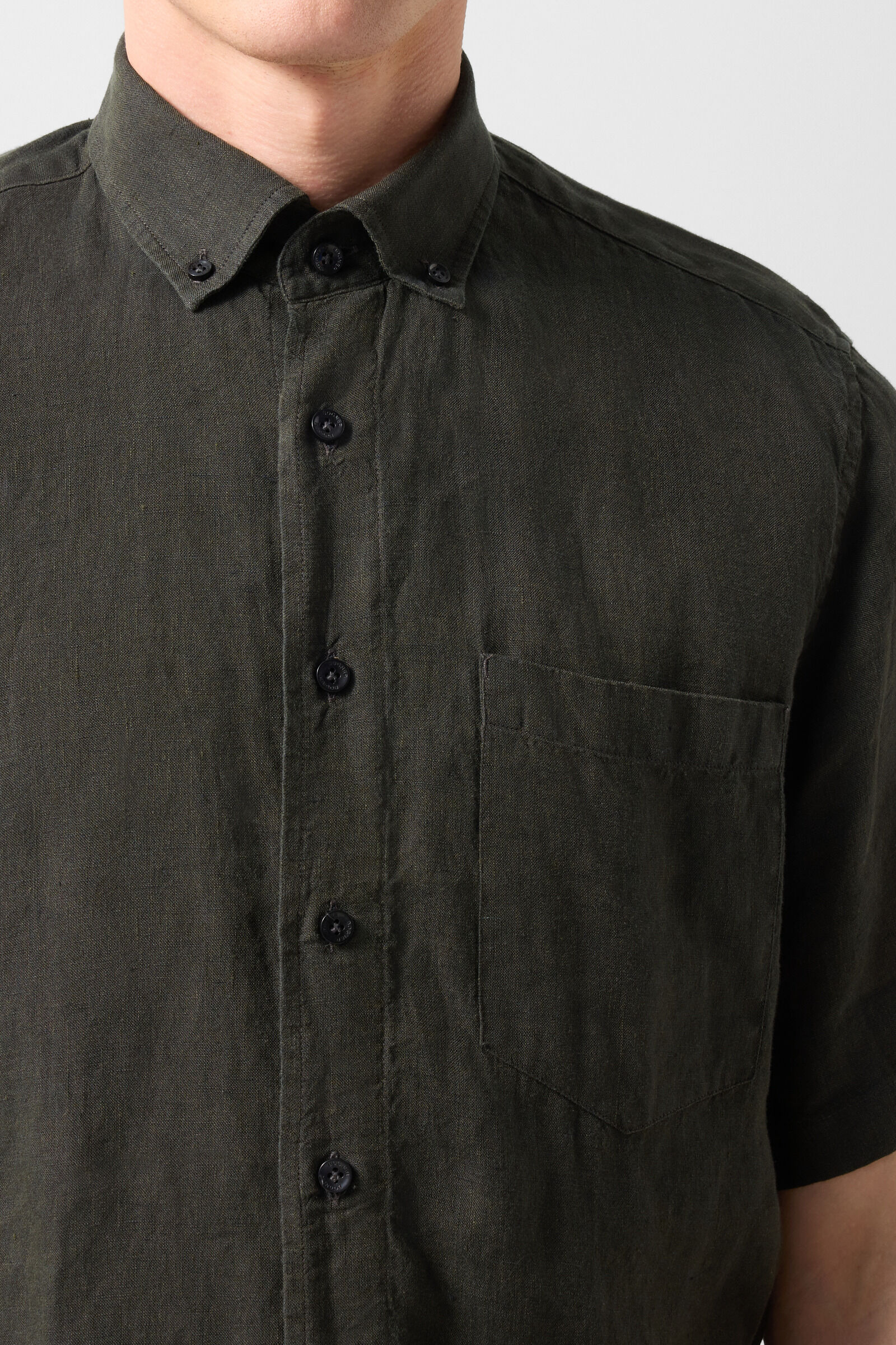 Leinen-Kurzarm-Hemd Lykos Oliv-Gr&uuml;n