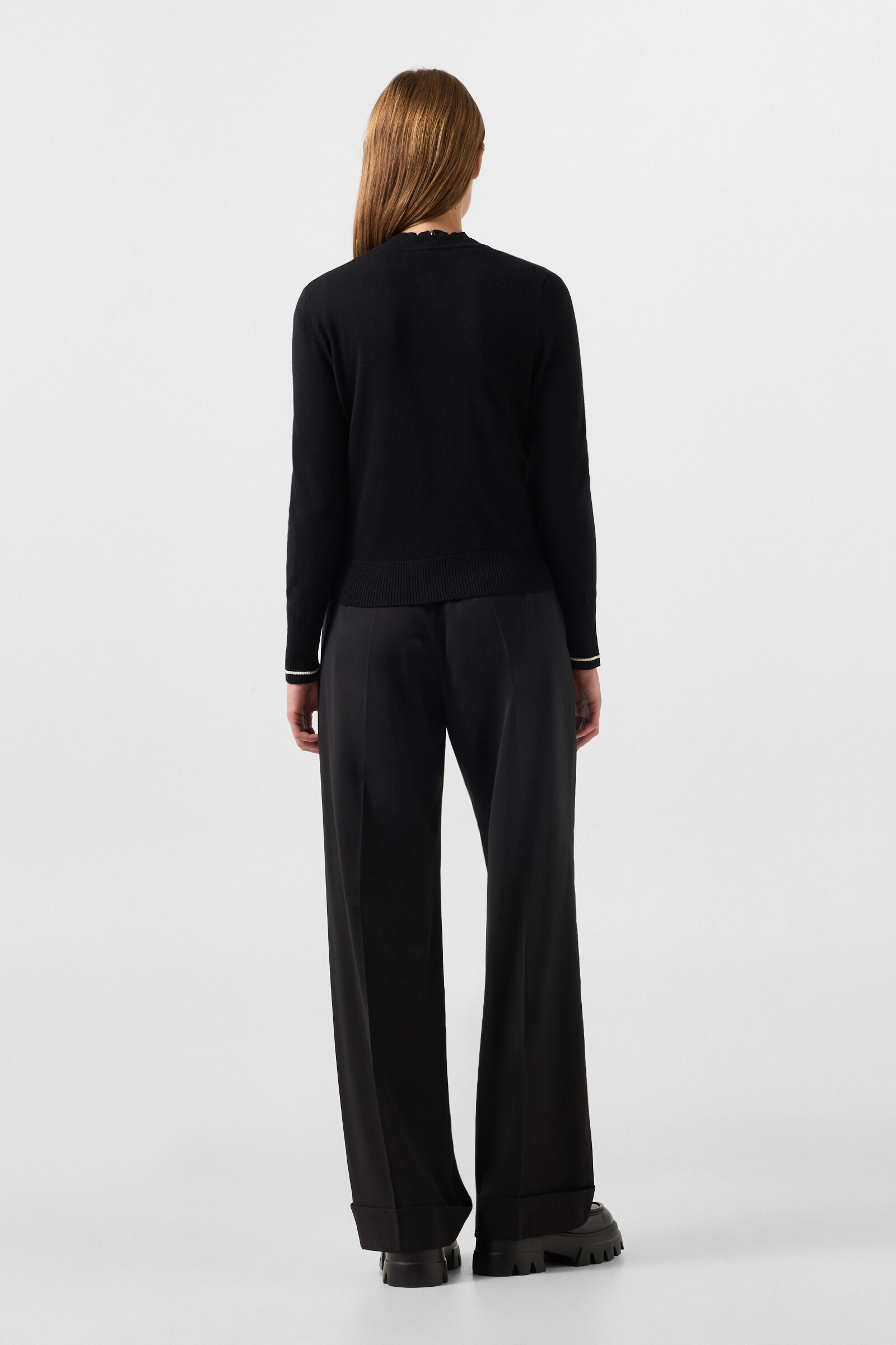 Azou virgin wool and silk knit jacket Black