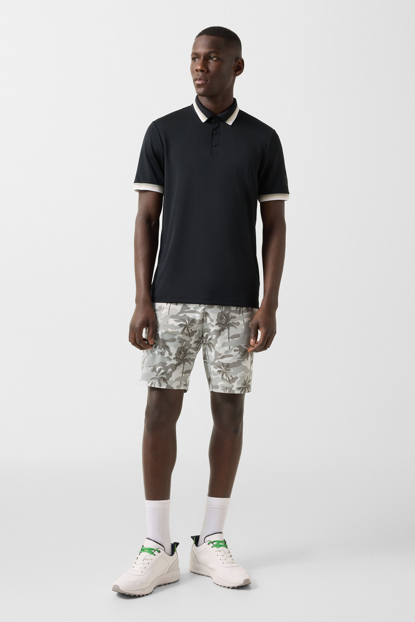 Arik functional short-sleeved top Black