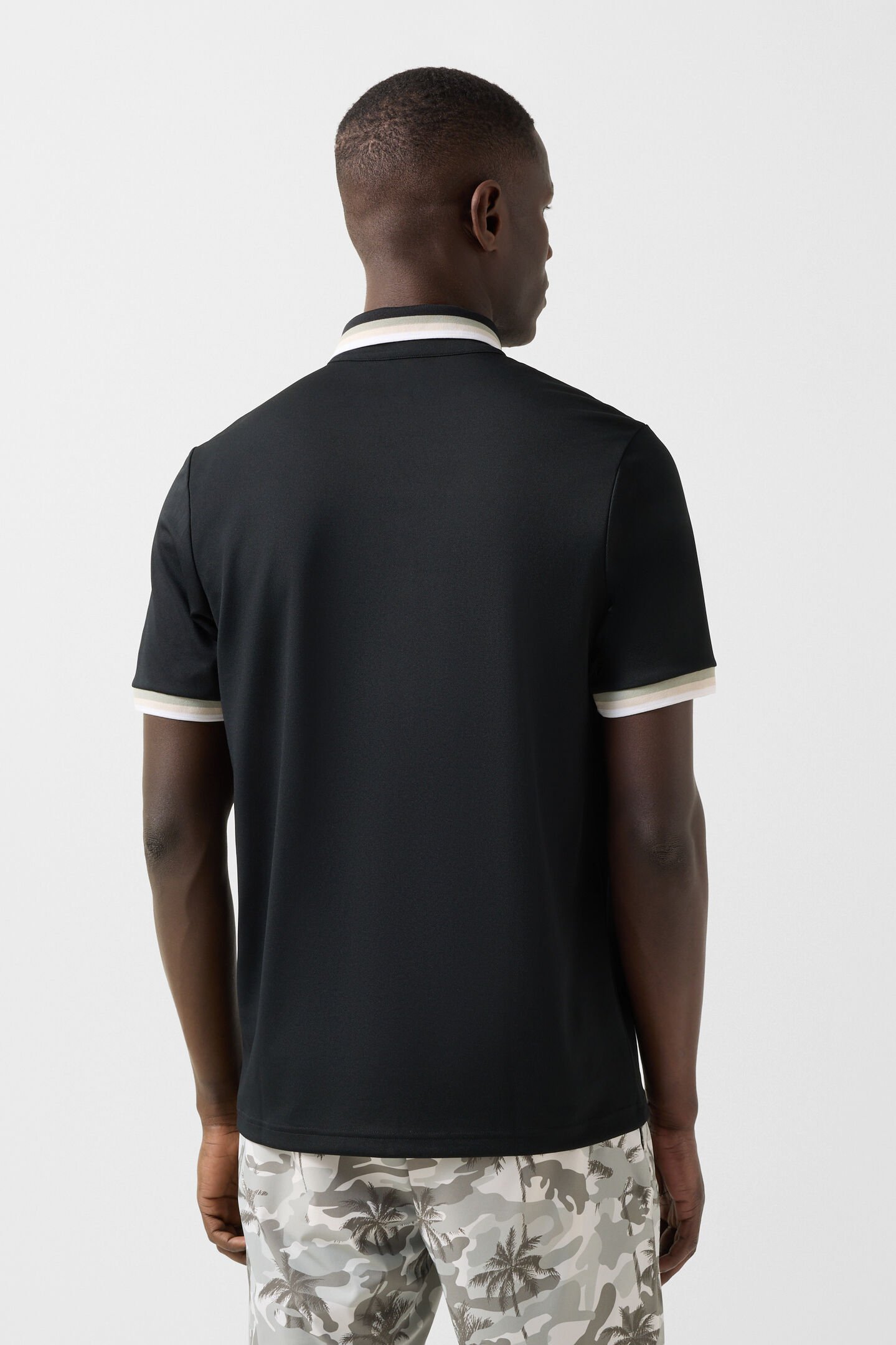 Arik functional short-sleeved top Black