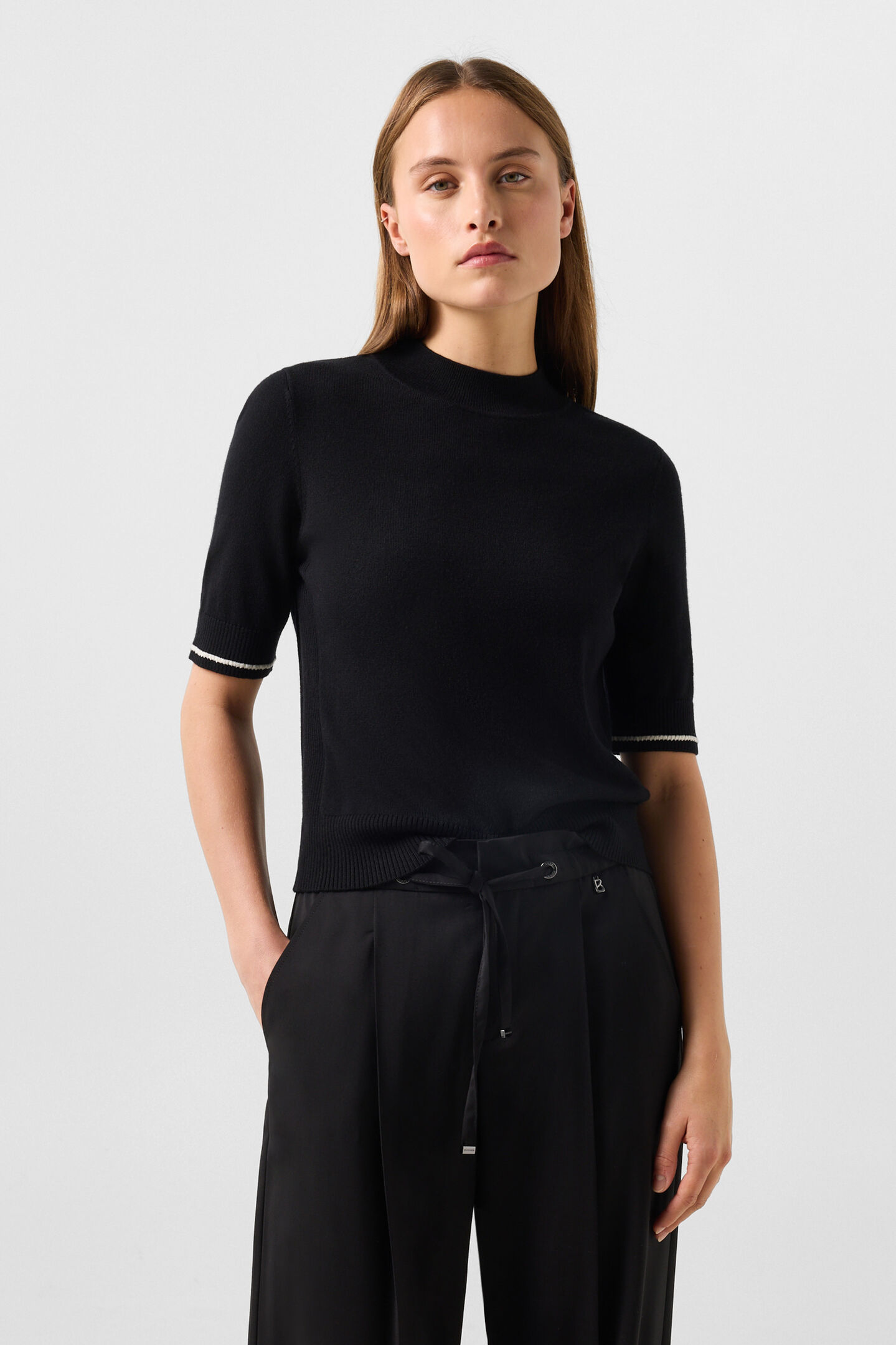 Antonia virgin wool and silk knitted jumper Black