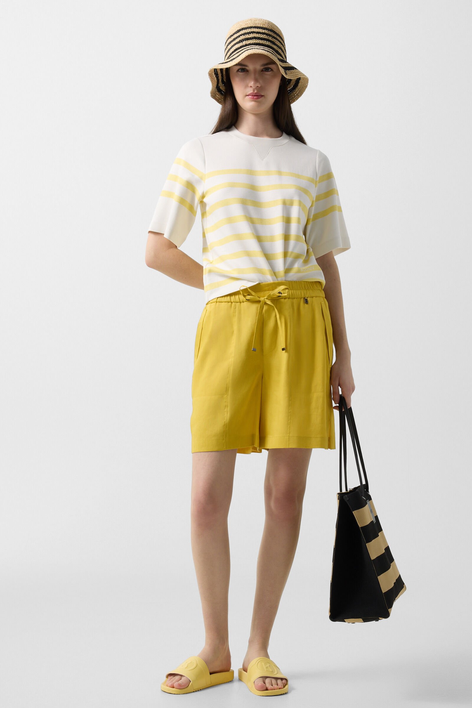 Carmel Bermuda shorts Yellow
