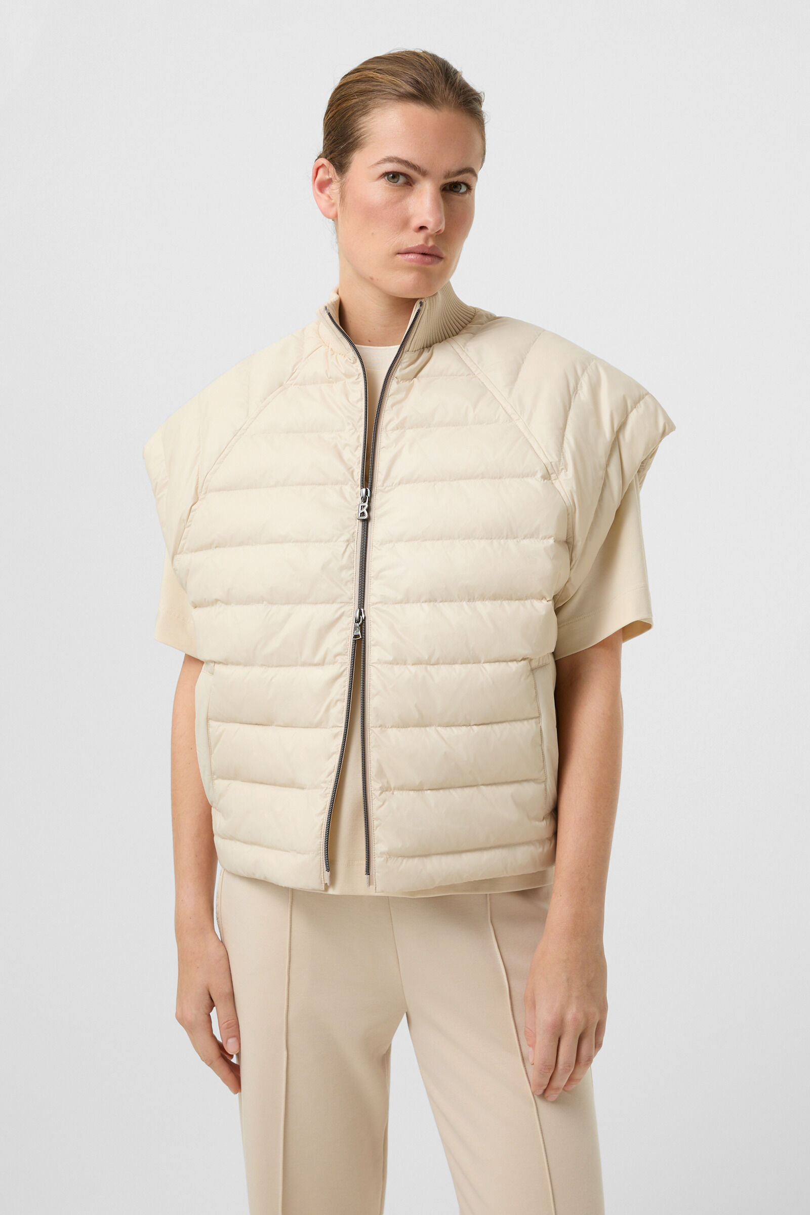 Nahla hybrid down waistcoat Sand