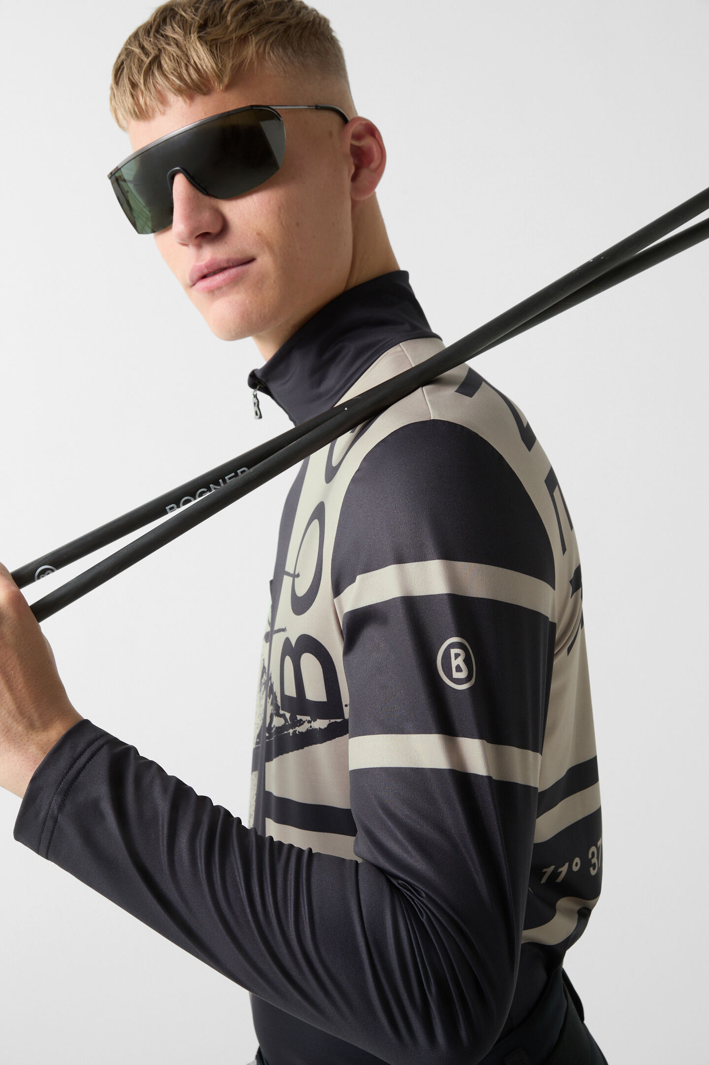 First Layer Verti Beige/black