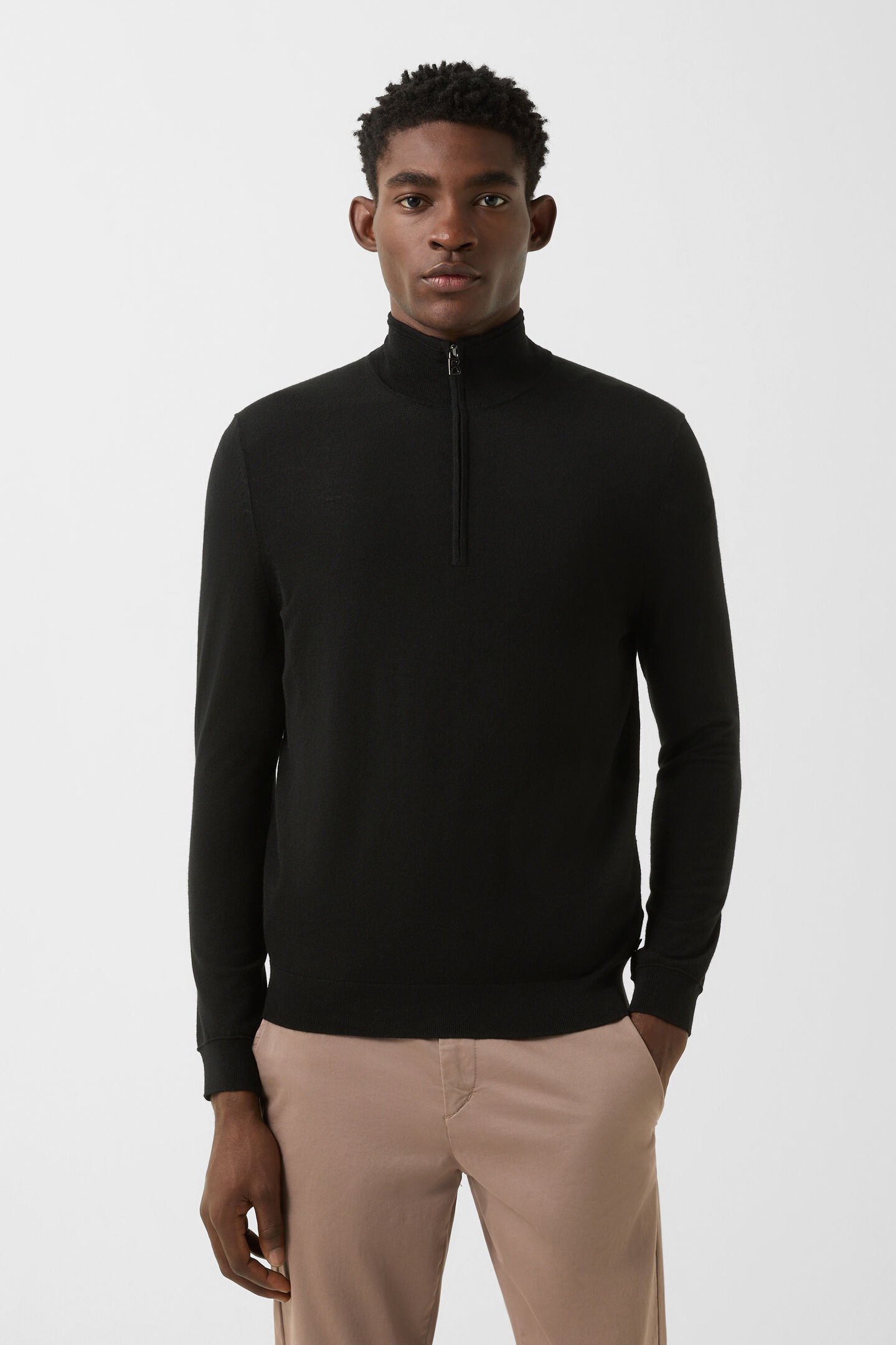 Virgin wool Ouri troyer Black