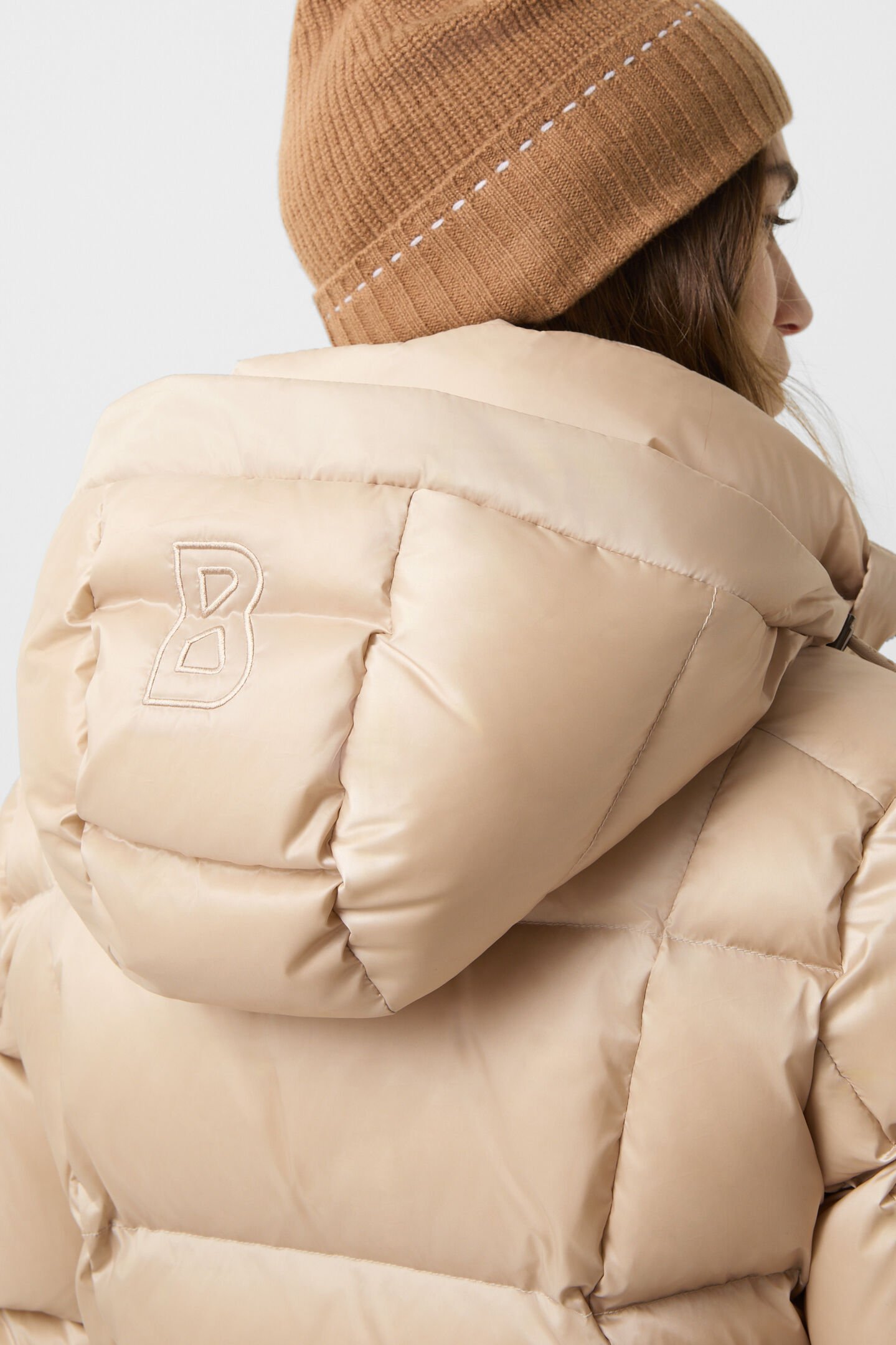Feline down jacket Beige