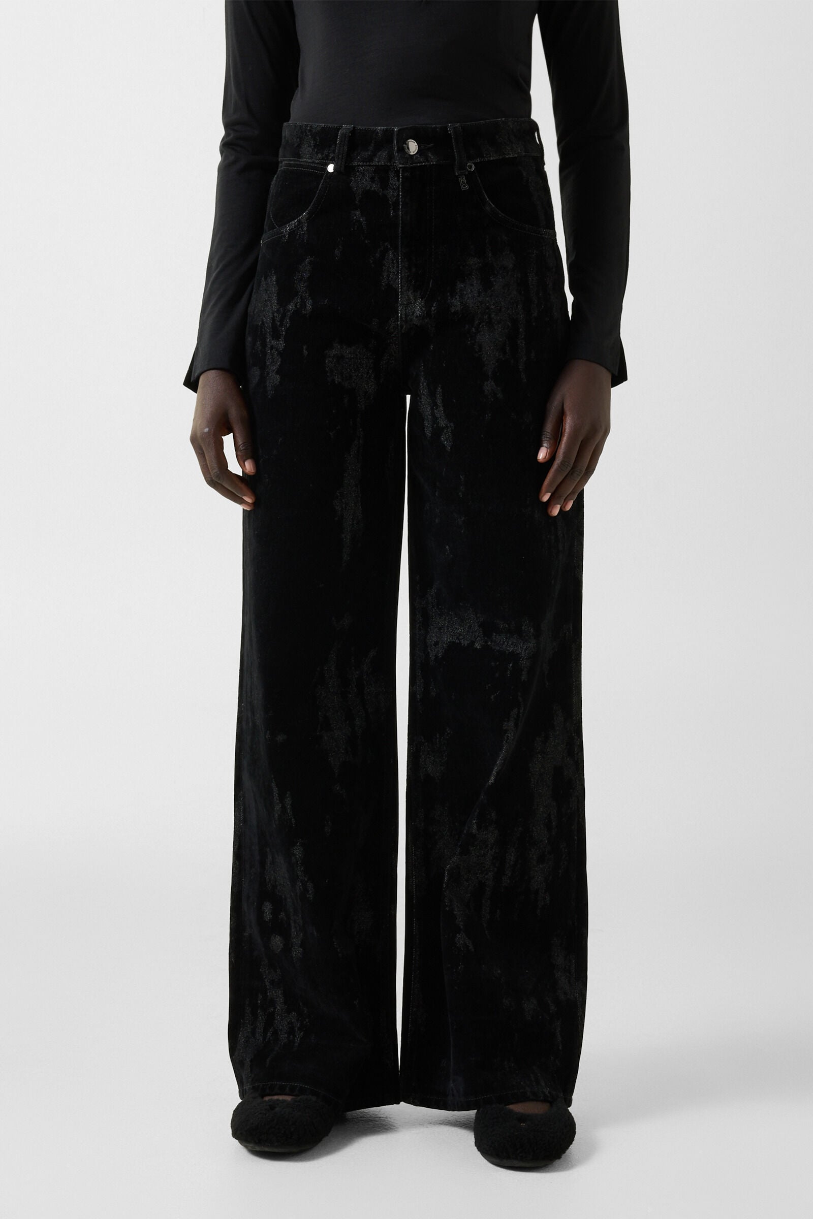 Lizzy Wide-Fit Jeans Black