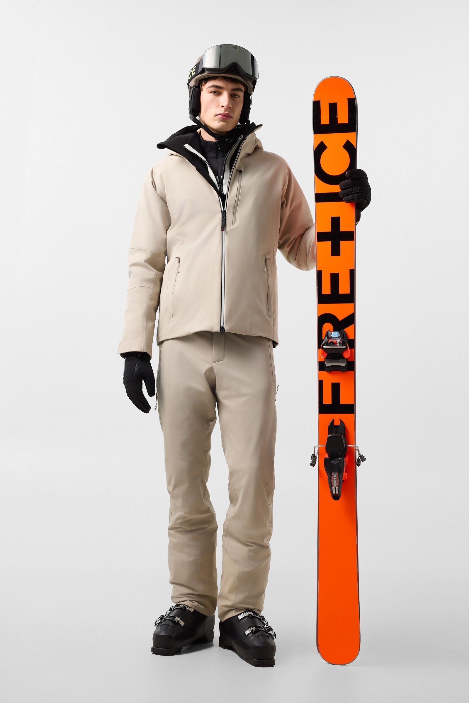 First Layer Phil Off-white/black