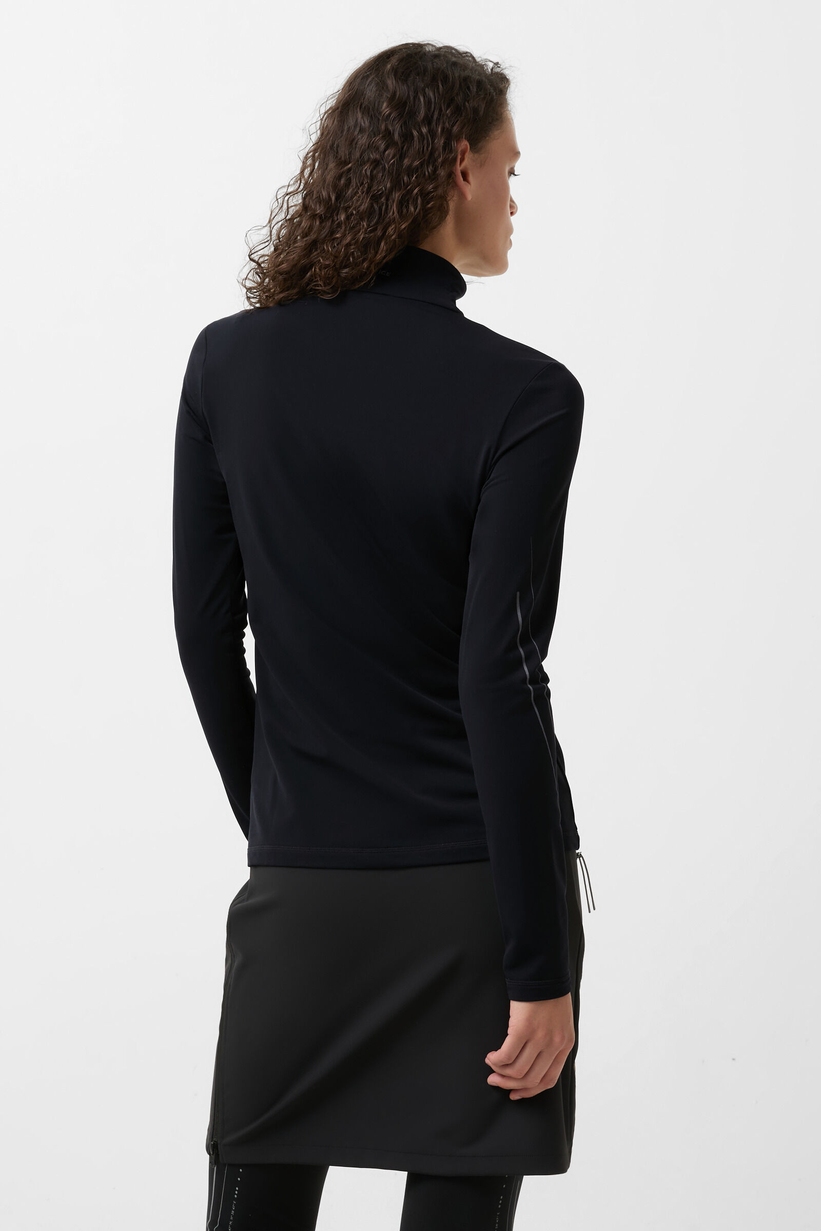 First Layer Ilvy Black