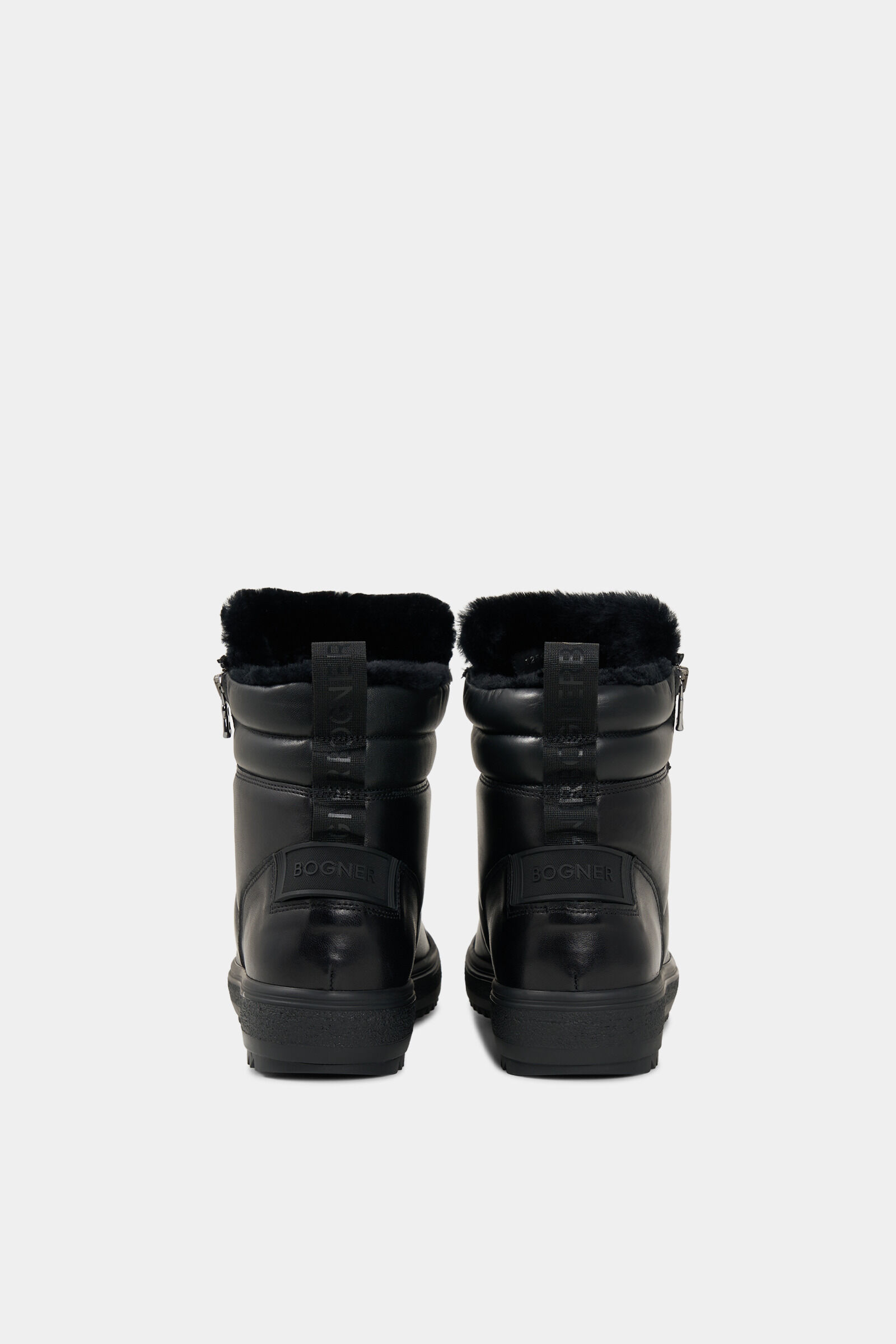 Mid Boots Anchorage with spikes Black
