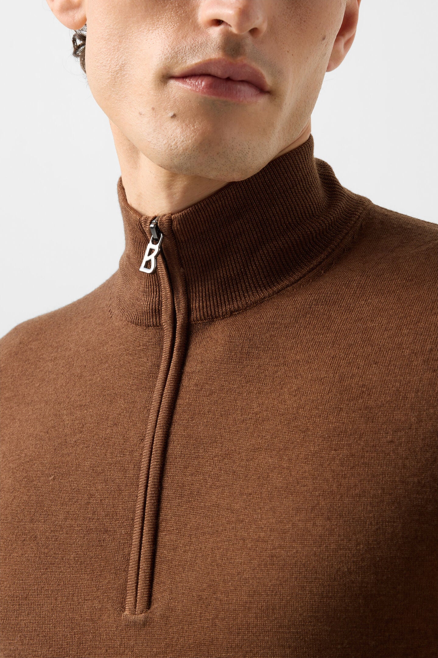 Ouri merino troyer Brown