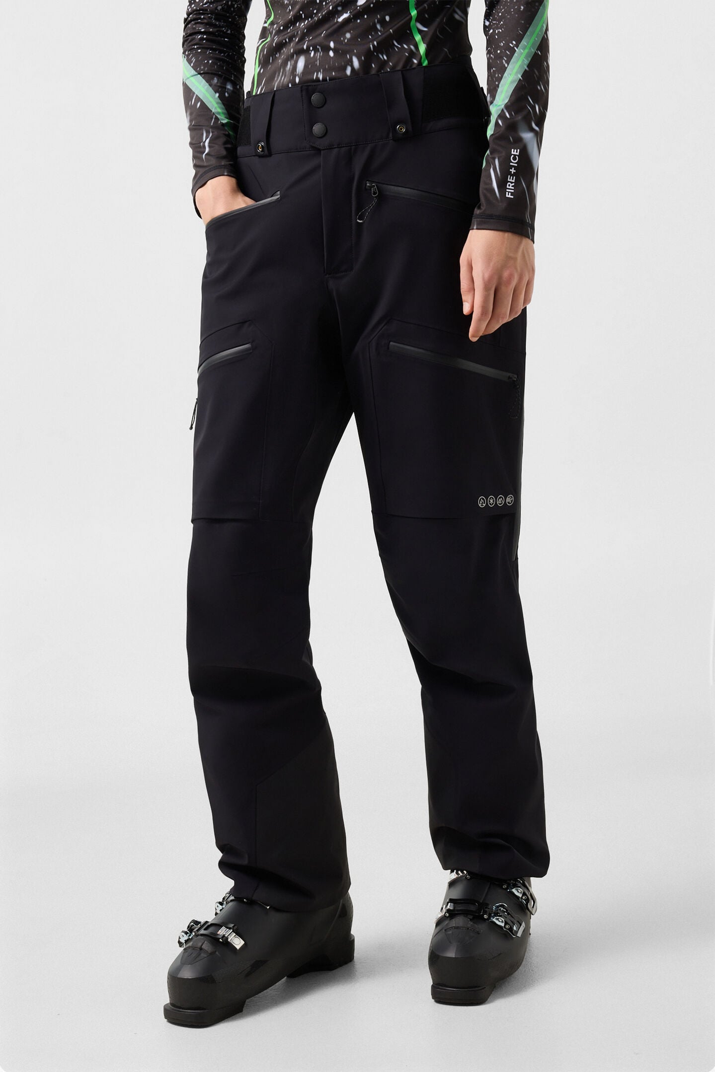 Solomun ski trousers Black